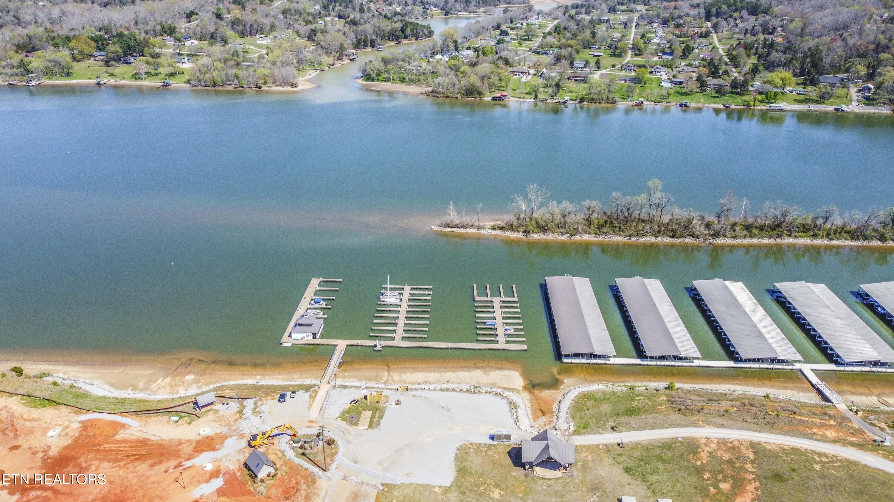 687 River Bank Tr, Loudon, TN - Fort Loudoun and Tellico Lake Real Estate - Image# 21