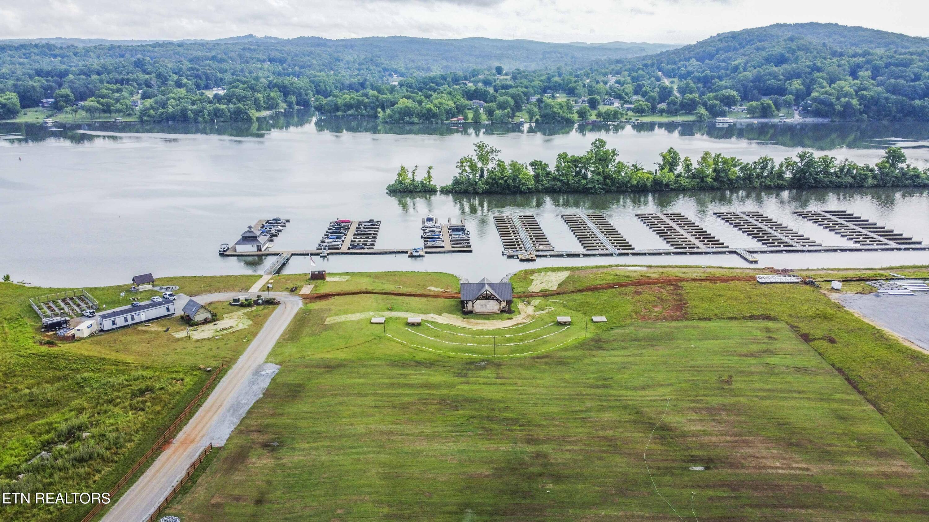 687 River Bank Tr, Loudon, TN - Fort Loudoun and Tellico Lake Real Estate - Image# 32