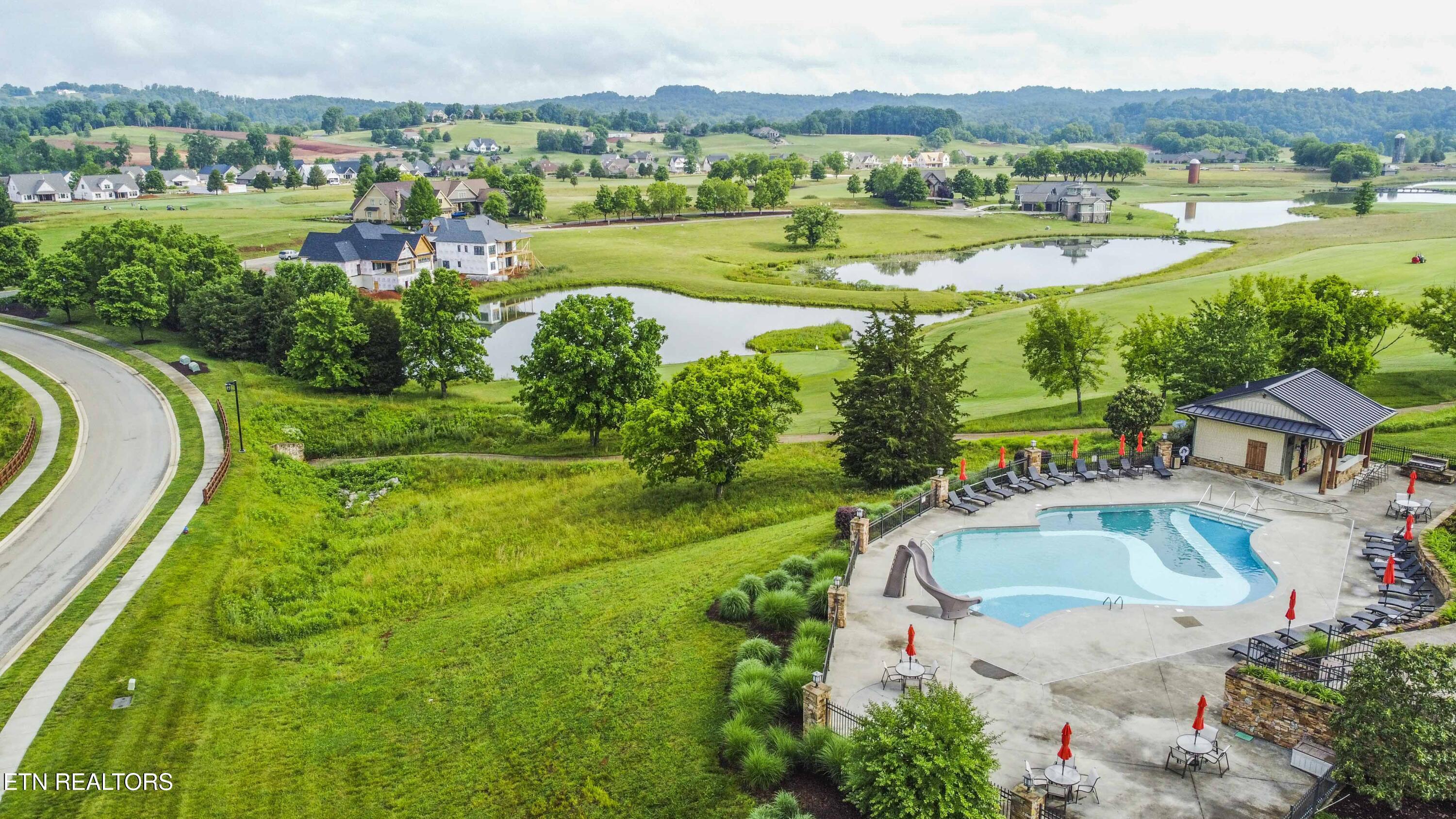 687 River Bank Tr, Loudon, TN - Fort Loudoun and Tellico Lake Real Estate - Image# 37