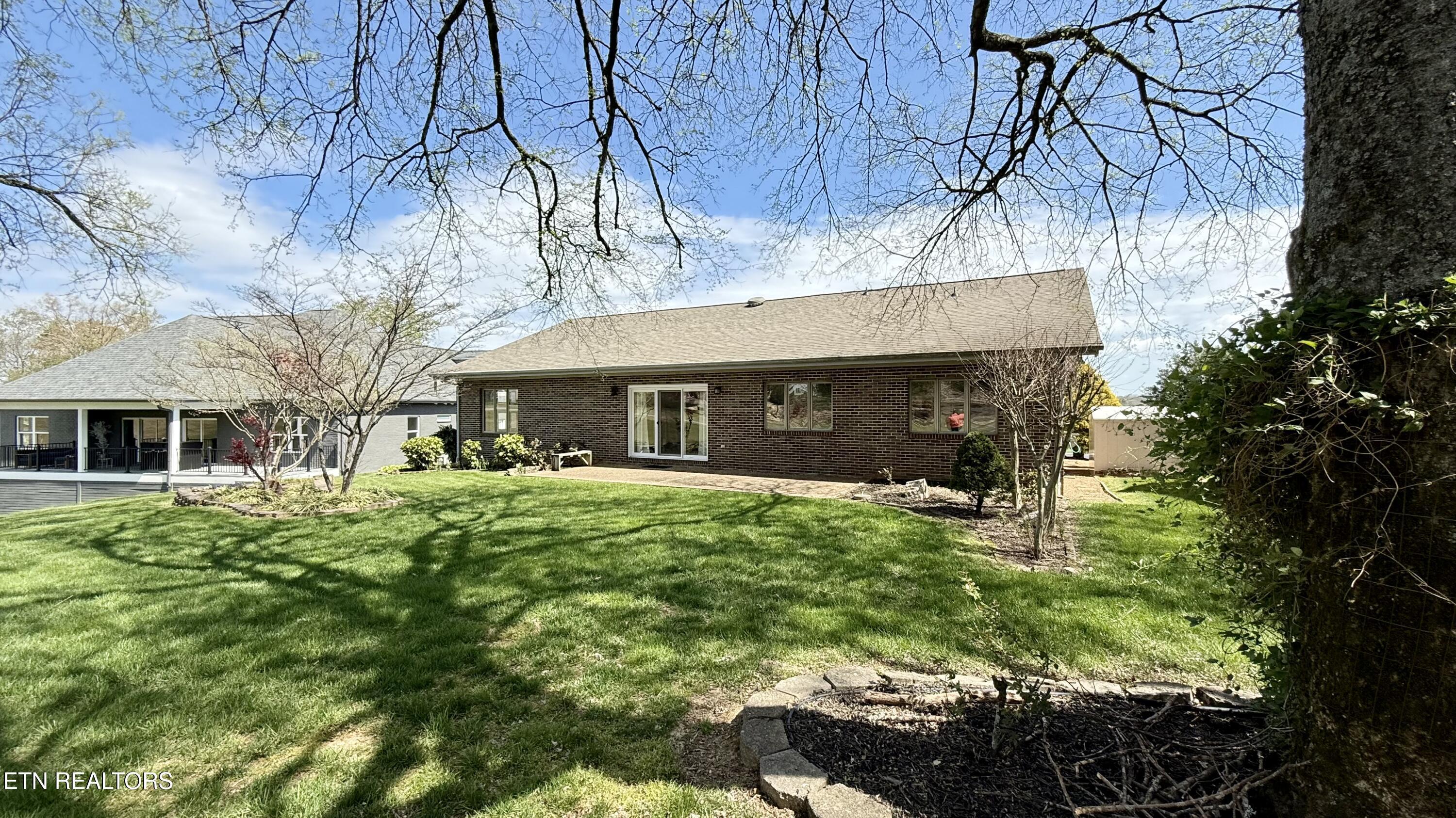 212 Tooweka Lane, Loudon, TN - Fort Loudoun and Tellico Lake Real Estate - Image# 8