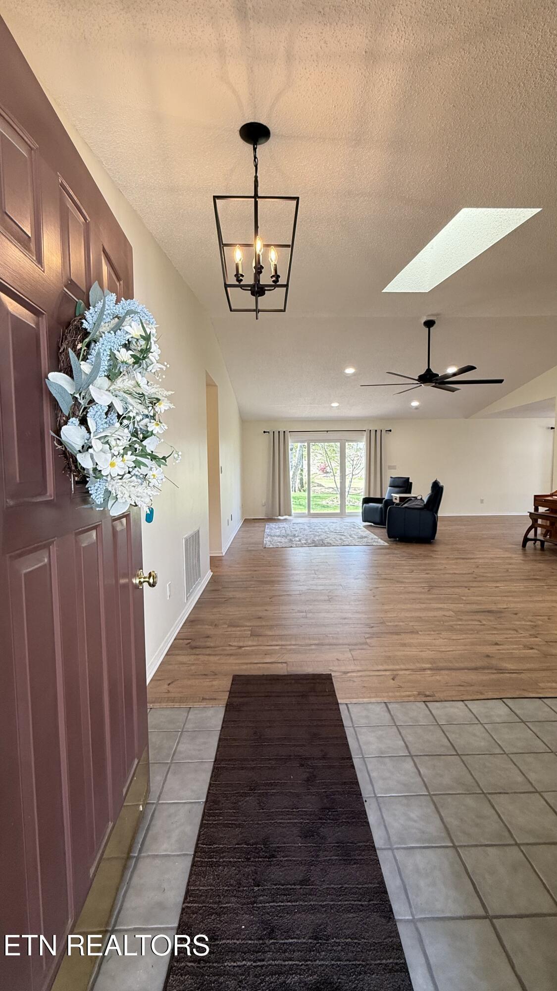 212 Tooweka Lane, Loudon, TN - Fort Loudoun and Tellico Lake Real Estate - Image# 16