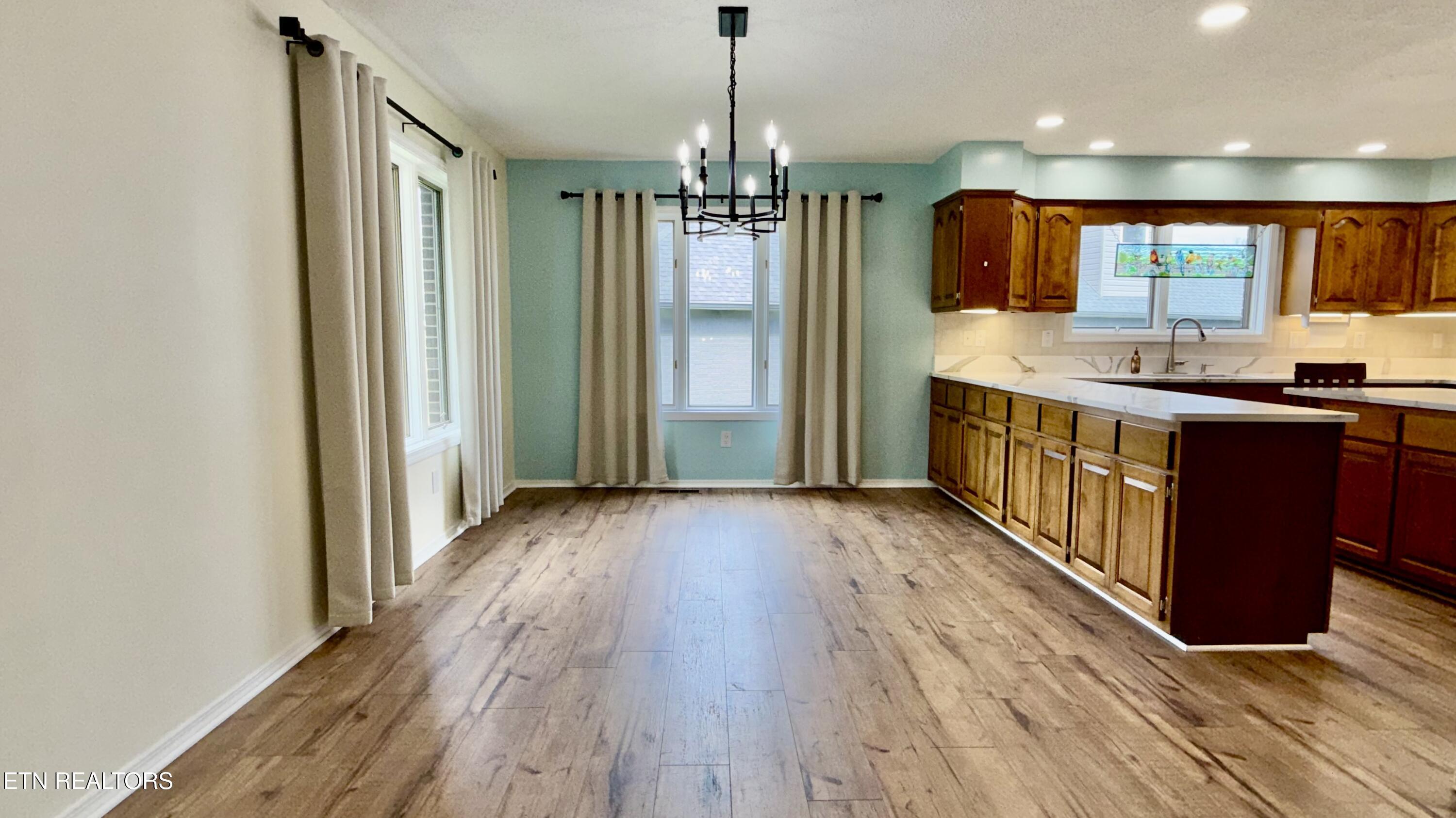 212 Tooweka Lane, Loudon, TN - Fort Loudoun and Tellico Lake Real Estate - Image# 25