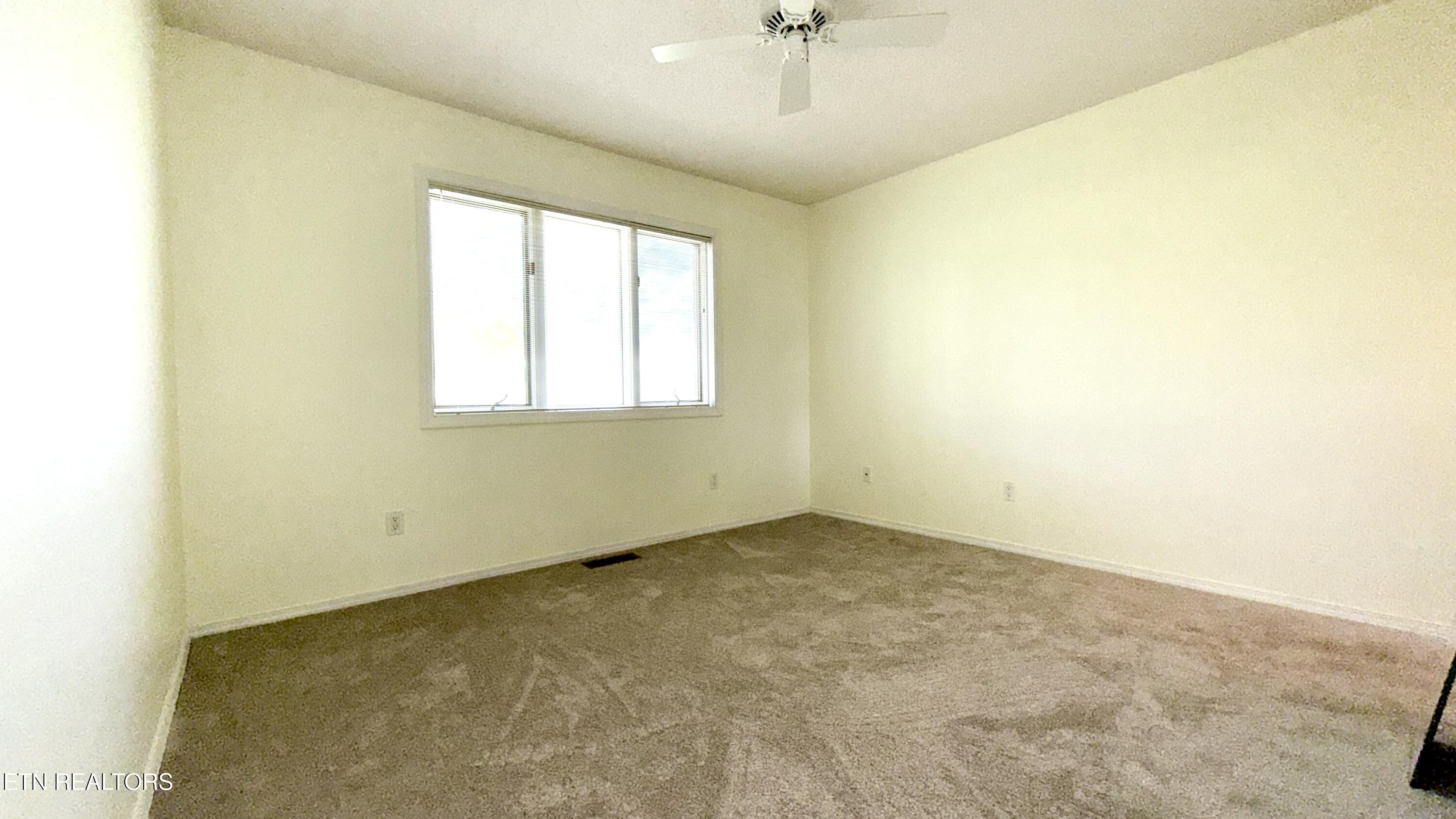 212 Tooweka Lane, Loudon, TN - Fort Loudoun and Tellico Lake Real Estate - Image# 39