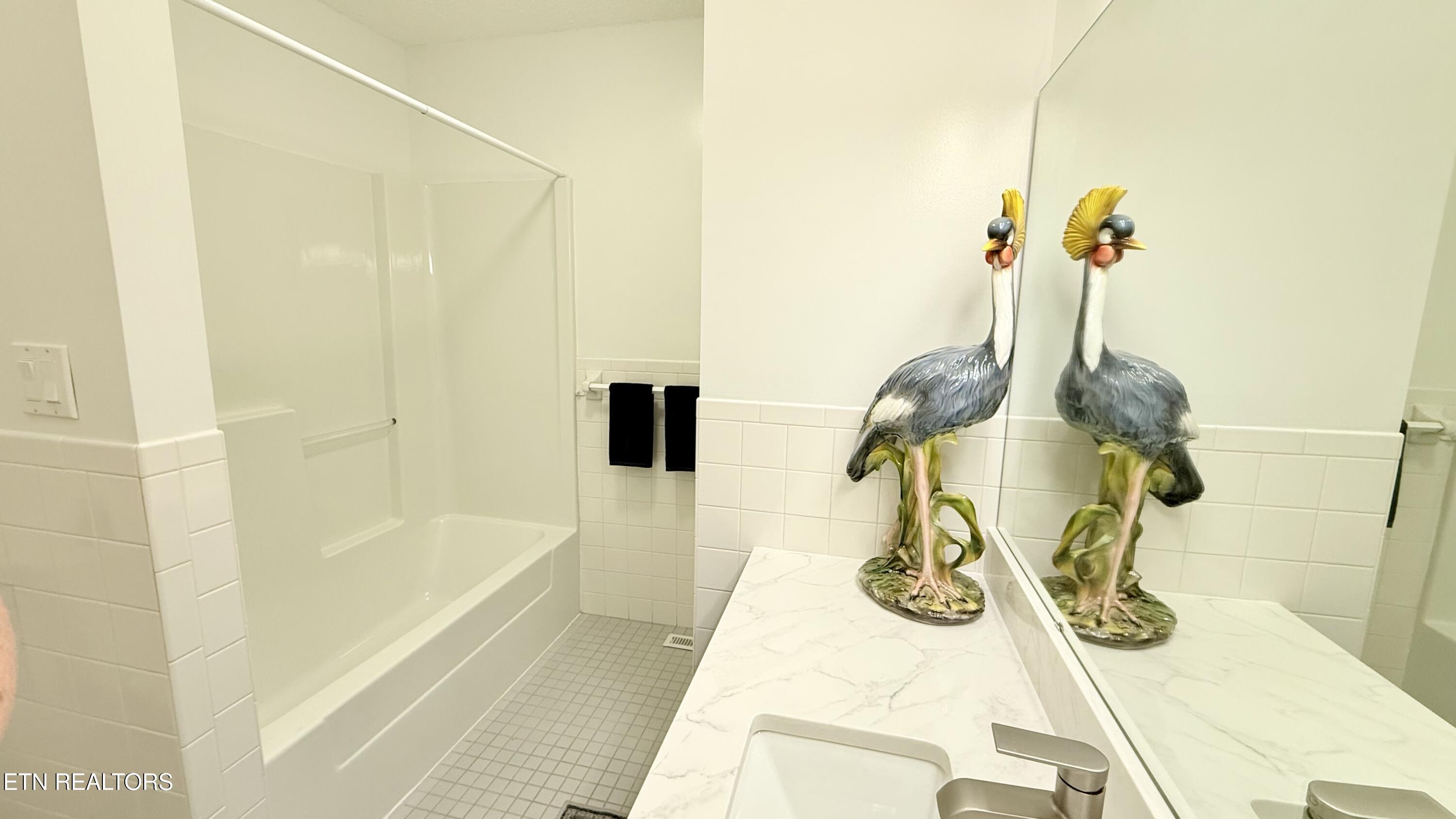 212 Tooweka Lane, Loudon, TN - Fort Loudoun and Tellico Lake Real Estate - Image# 43