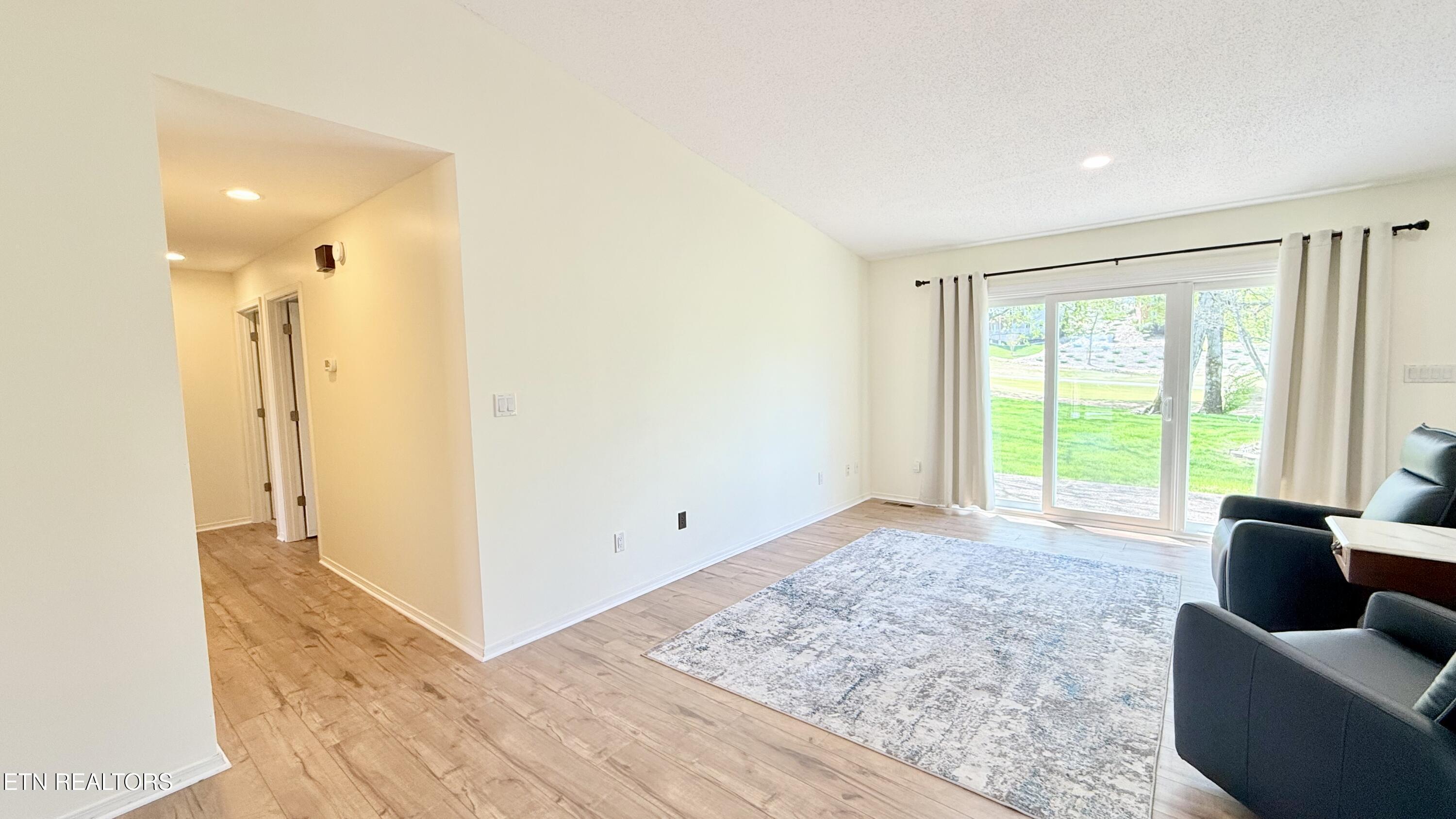 212 Tooweka Lane, Loudon, TN - Fort Loudoun and Tellico Lake Real Estate - Image# 23