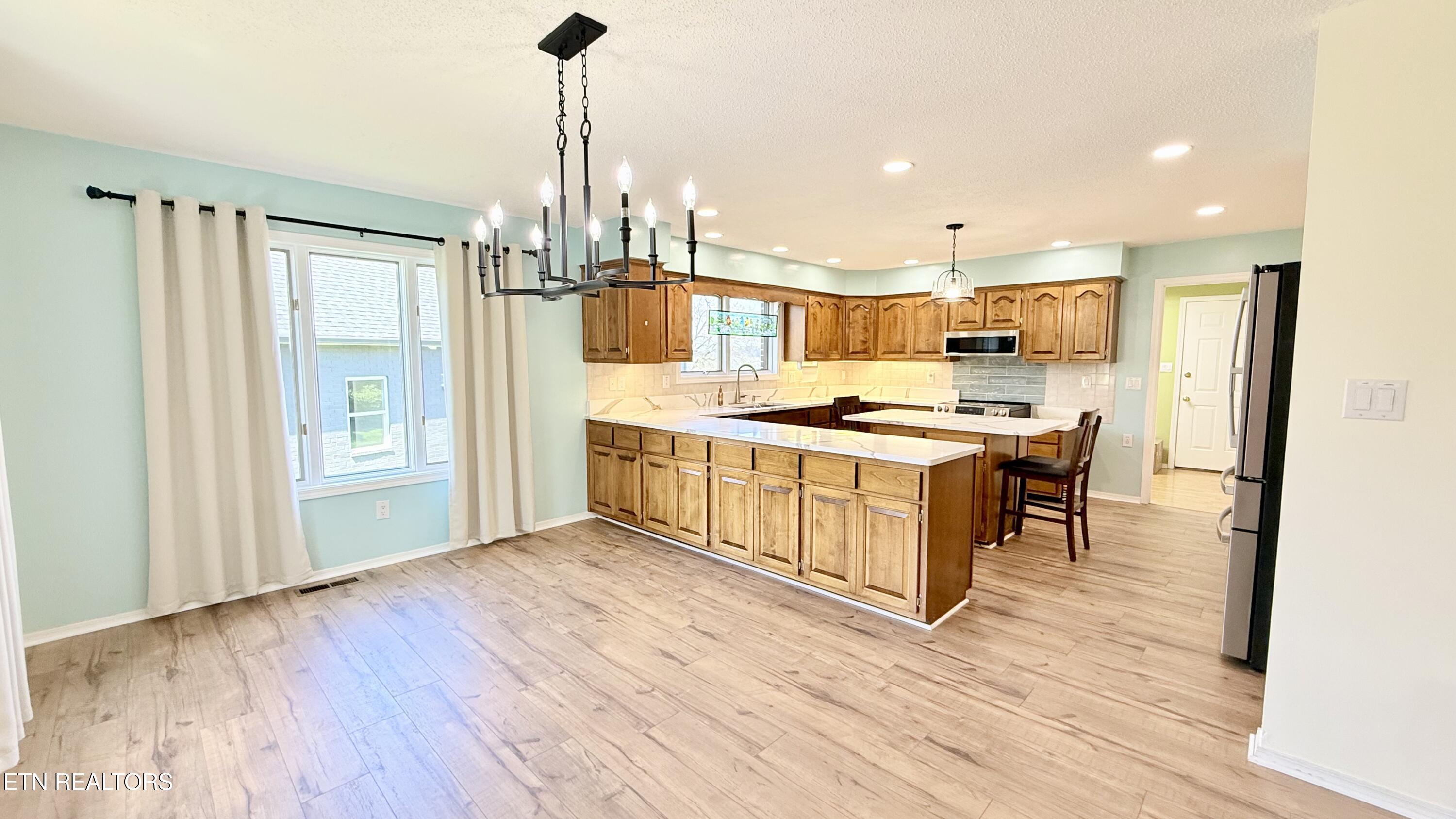 212 Tooweka Lane, Loudon, TN - Fort Loudoun and Tellico Lake Real Estate - Image# 27