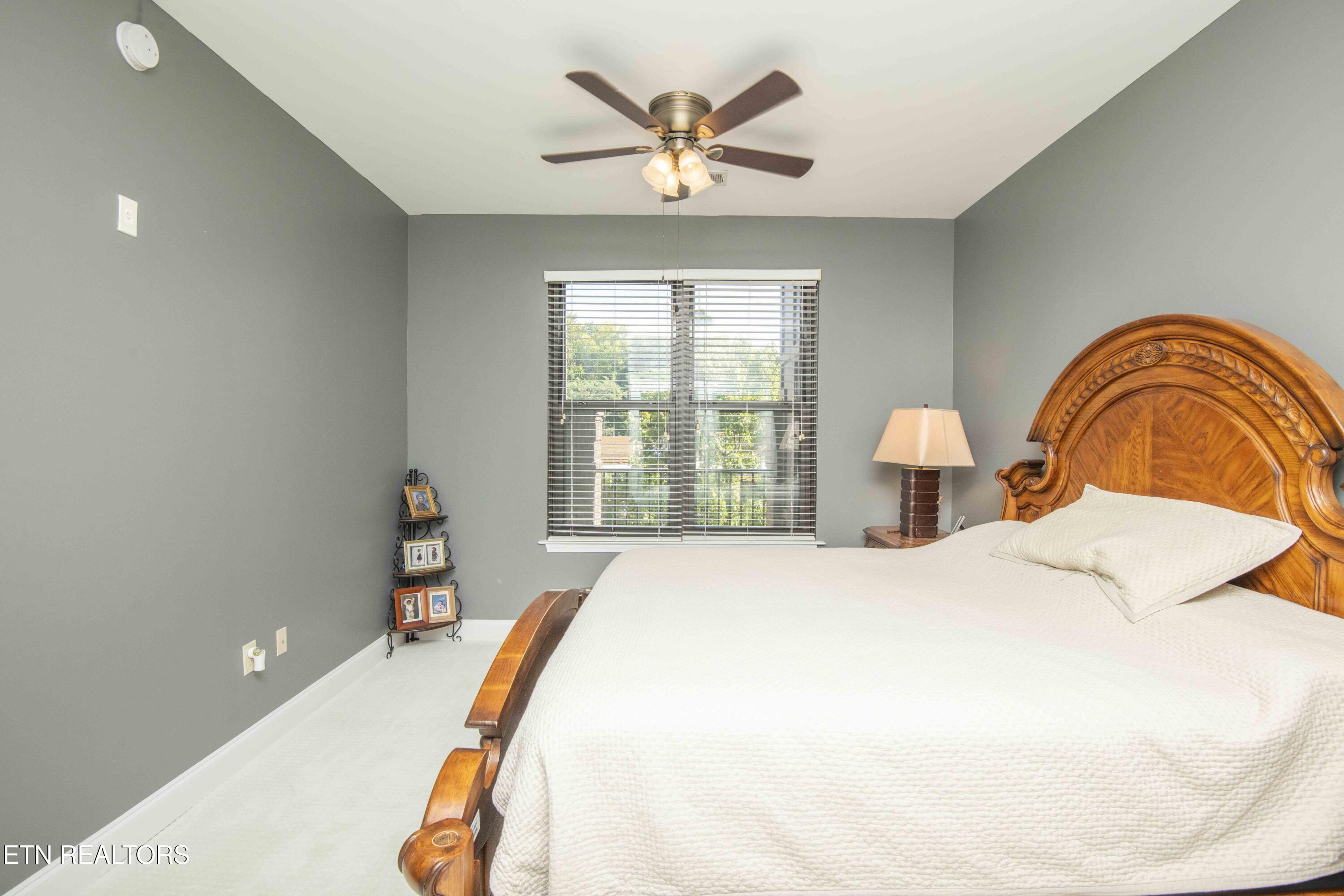 445 W Blount Ave, Knoxville, TN - Fort Loudoun and Tellico Lake Real Estate - Image# 26