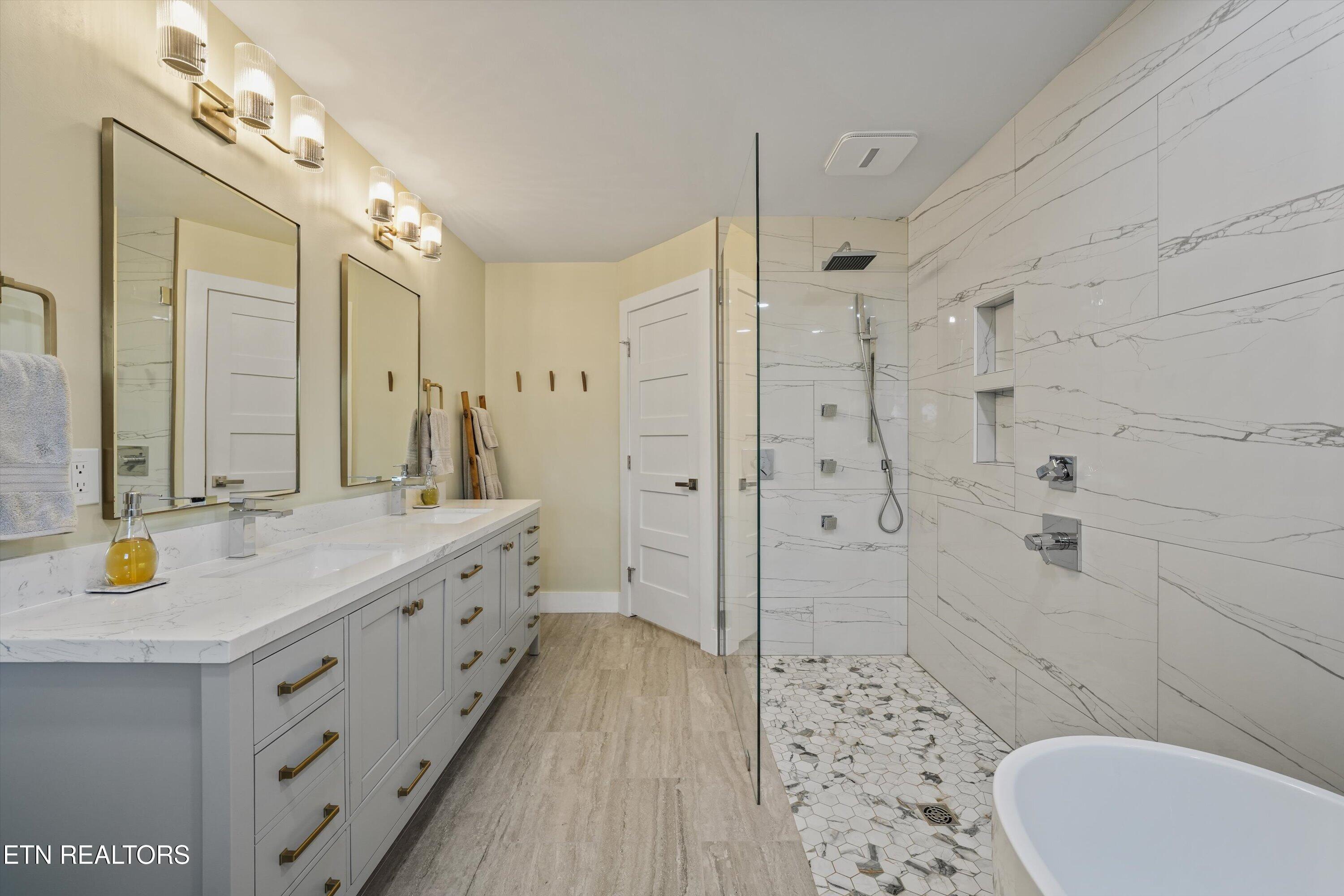 3811 Maloney Rd, Knoxville, TN - Fort Loudoun and Tellico Lake Real Estate - Image# 23