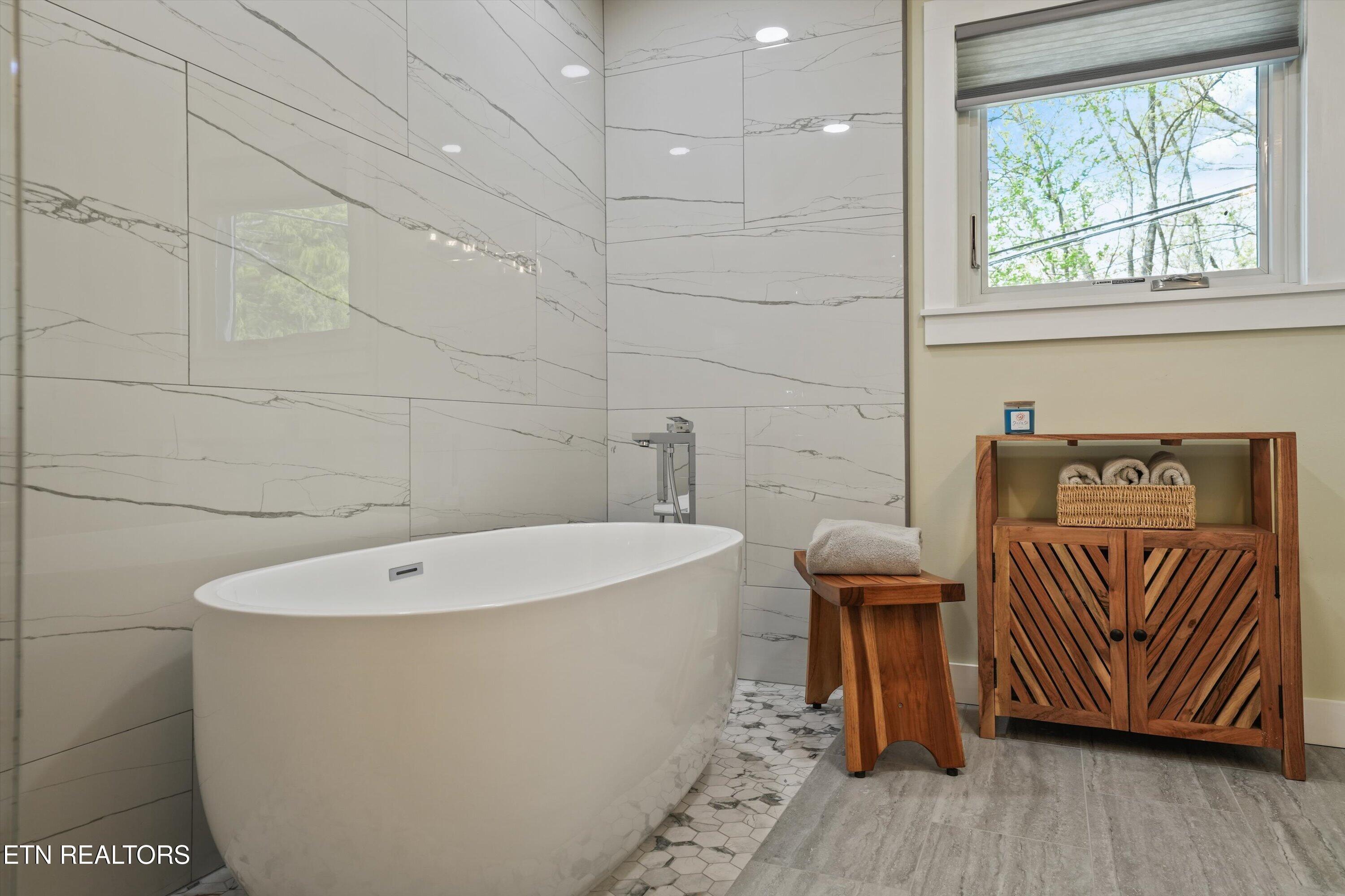 3811 Maloney Rd, Knoxville, TN - Fort Loudoun and Tellico Lake Real Estate - Image# 24