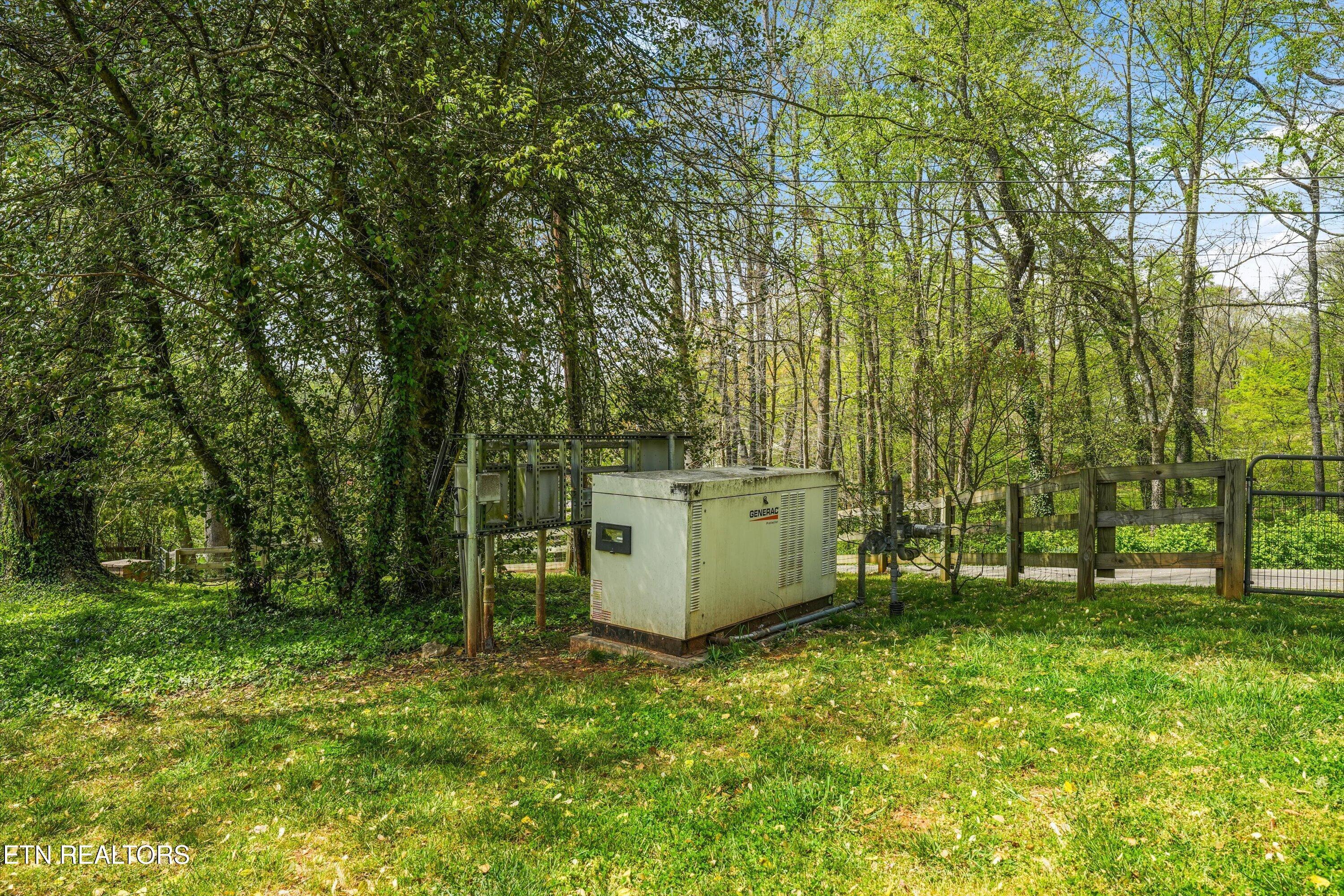 3811 Maloney Rd, Knoxville, TN - Fort Loudoun and Tellico Lake Real Estate - Image# 49