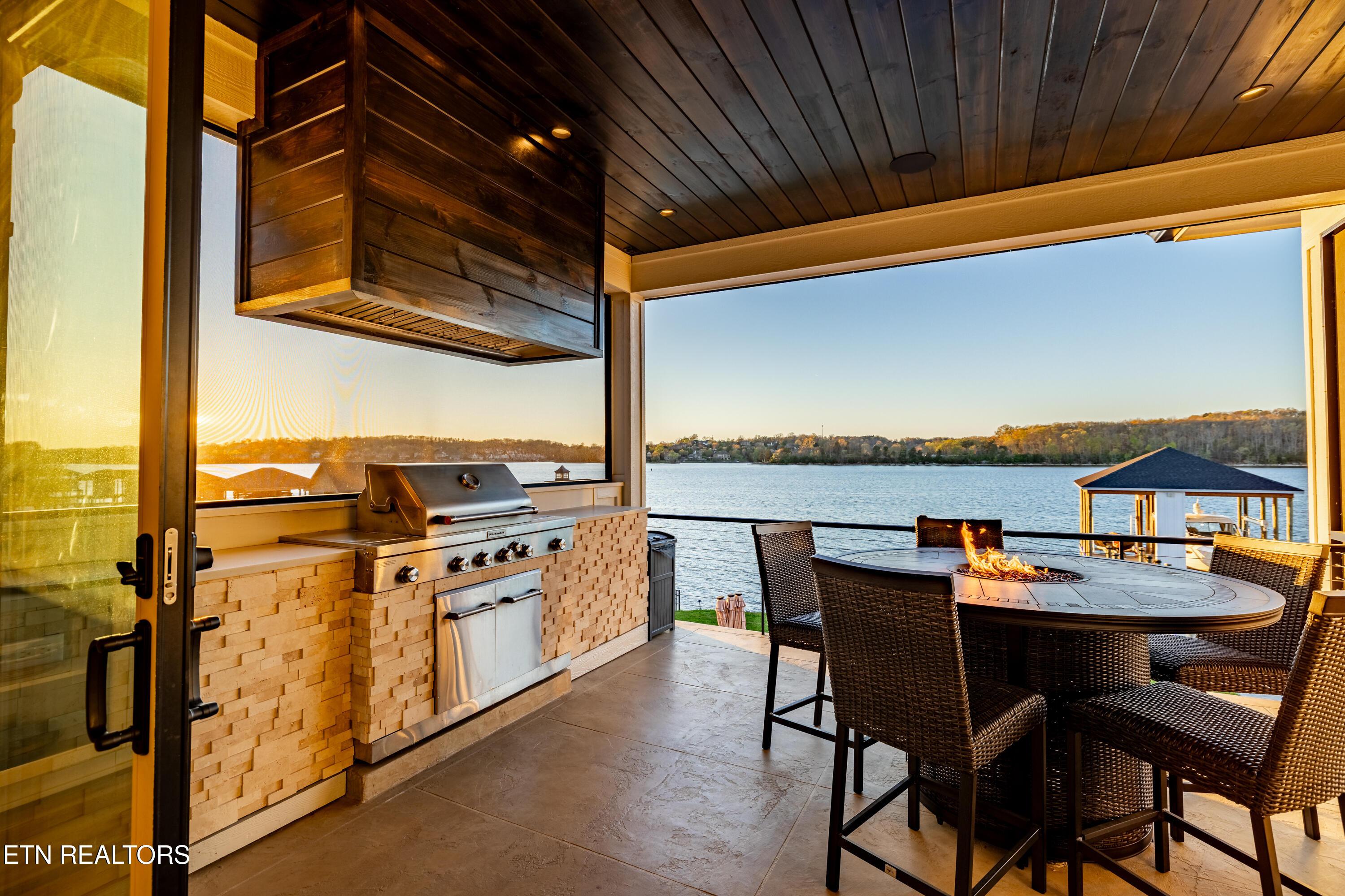 3742 Promontory Point, Louisville, TN - Fort Loudoun and Tellico Lake Real Estate - Image# 26