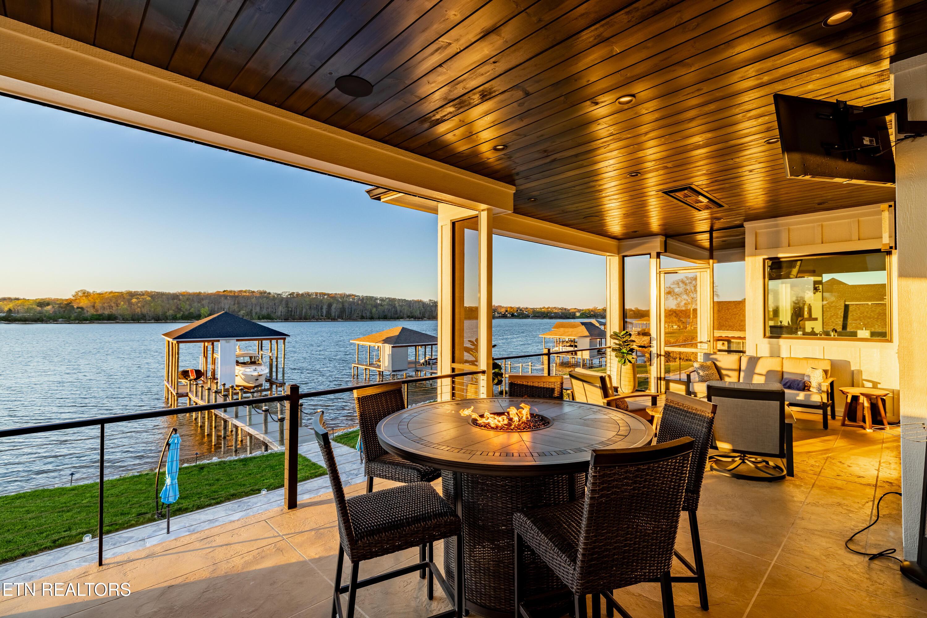 3742 Promontory Point, Louisville, TN - Fort Loudoun and Tellico Lake Real Estate - Image# 27