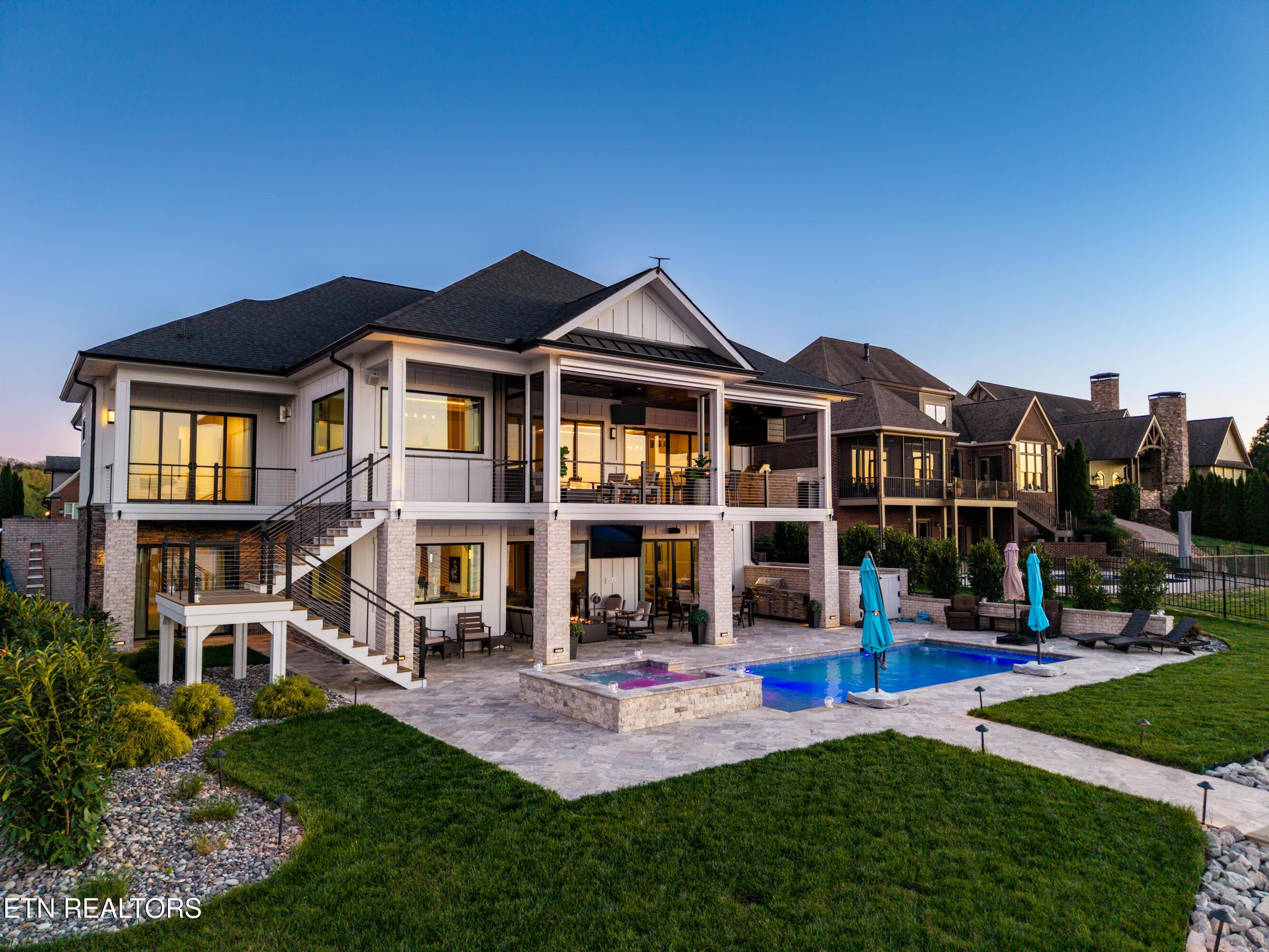 3742 Promontory Point, Louisville, TN - Fort Loudoun and Tellico Lake Real Estate - Image# 5