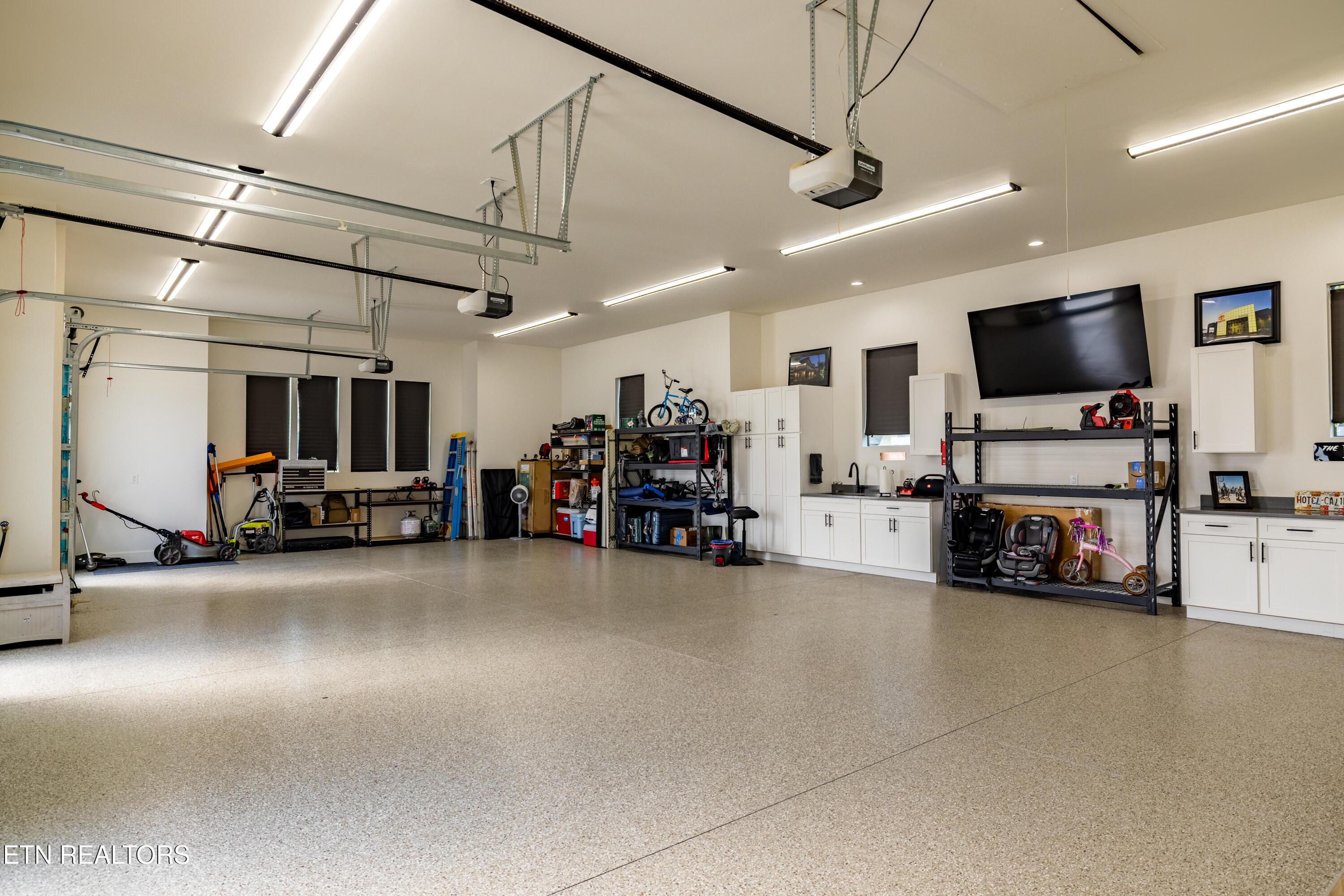 3742 Promontory Point, Louisville, TN - Fort Loudoun and Tellico Lake Real Estate - Image# 36