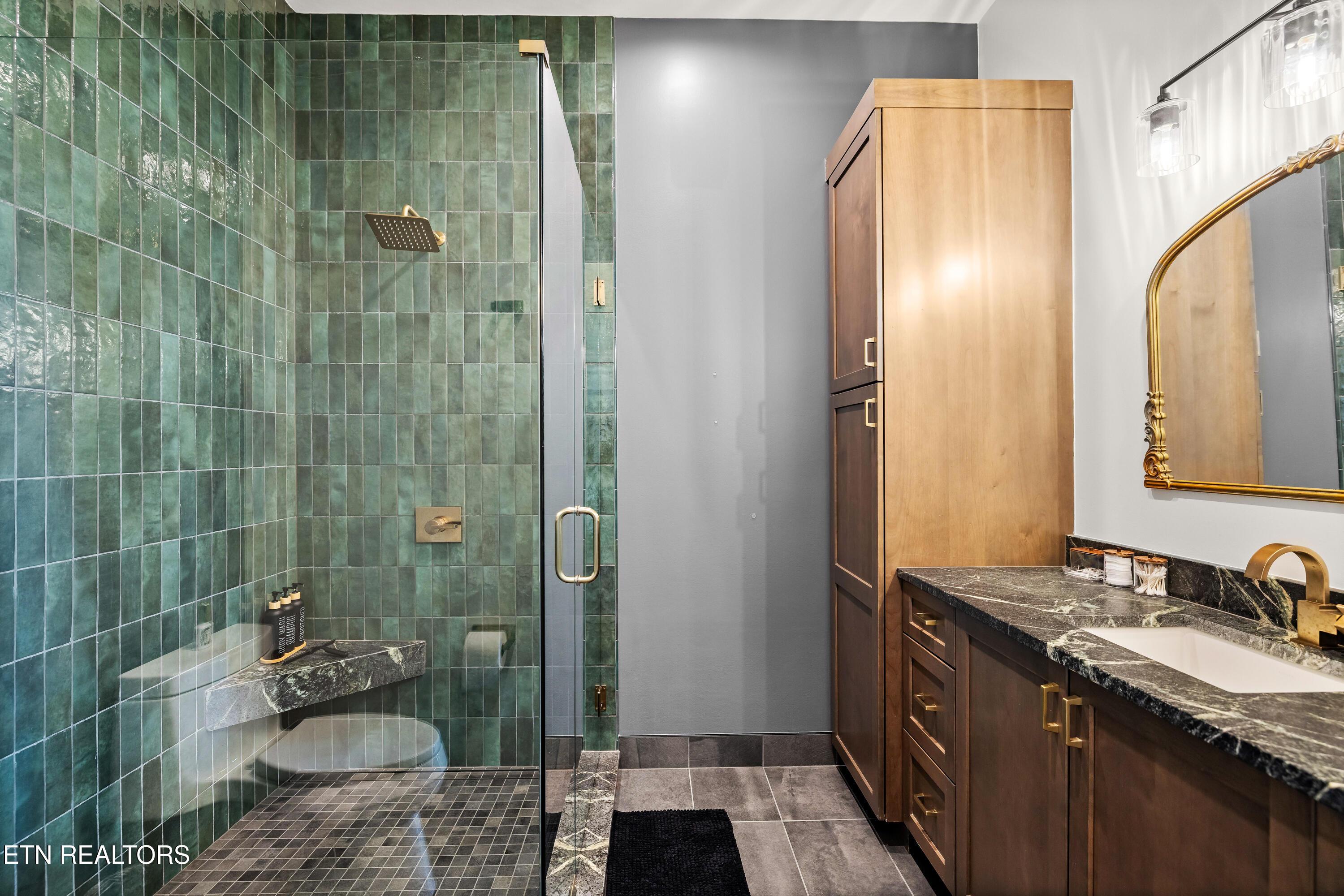 3742 Promontory Point, Louisville, TN - Fort Loudoun and Tellico Lake Real Estate - Image# 51