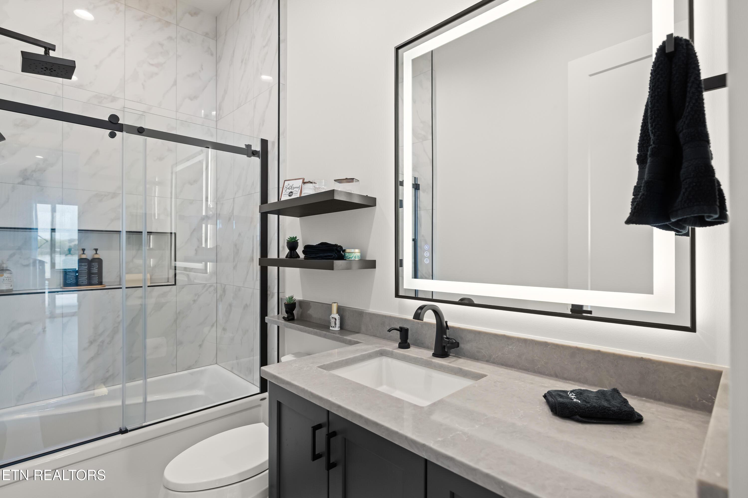 3742 Promontory Point, Louisville, TN - Fort Loudoun and Tellico Lake Real Estate - Image# 48