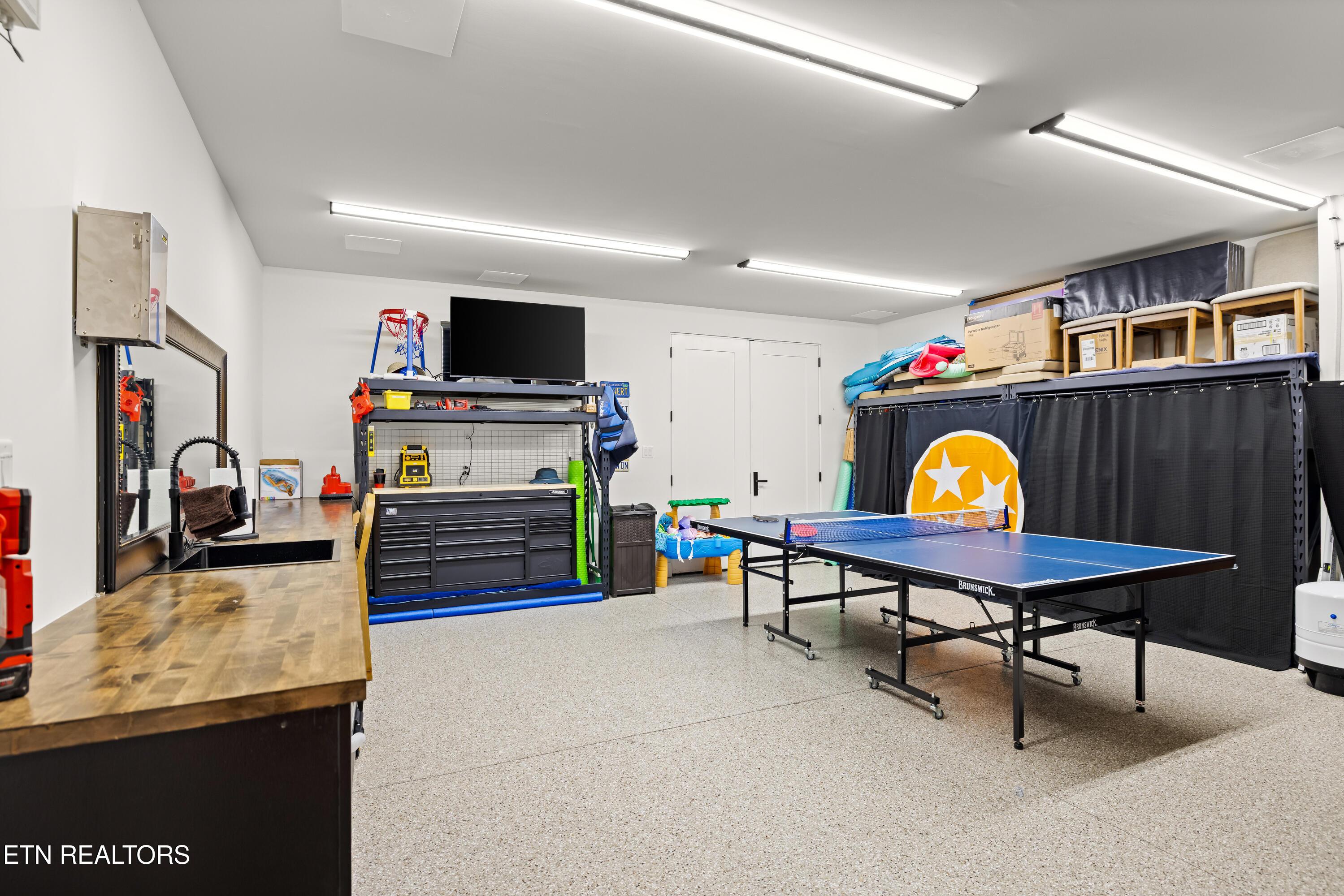 3742 Promontory Point, Louisville, TN - Fort Loudoun and Tellico Lake Real Estate - Image# 46