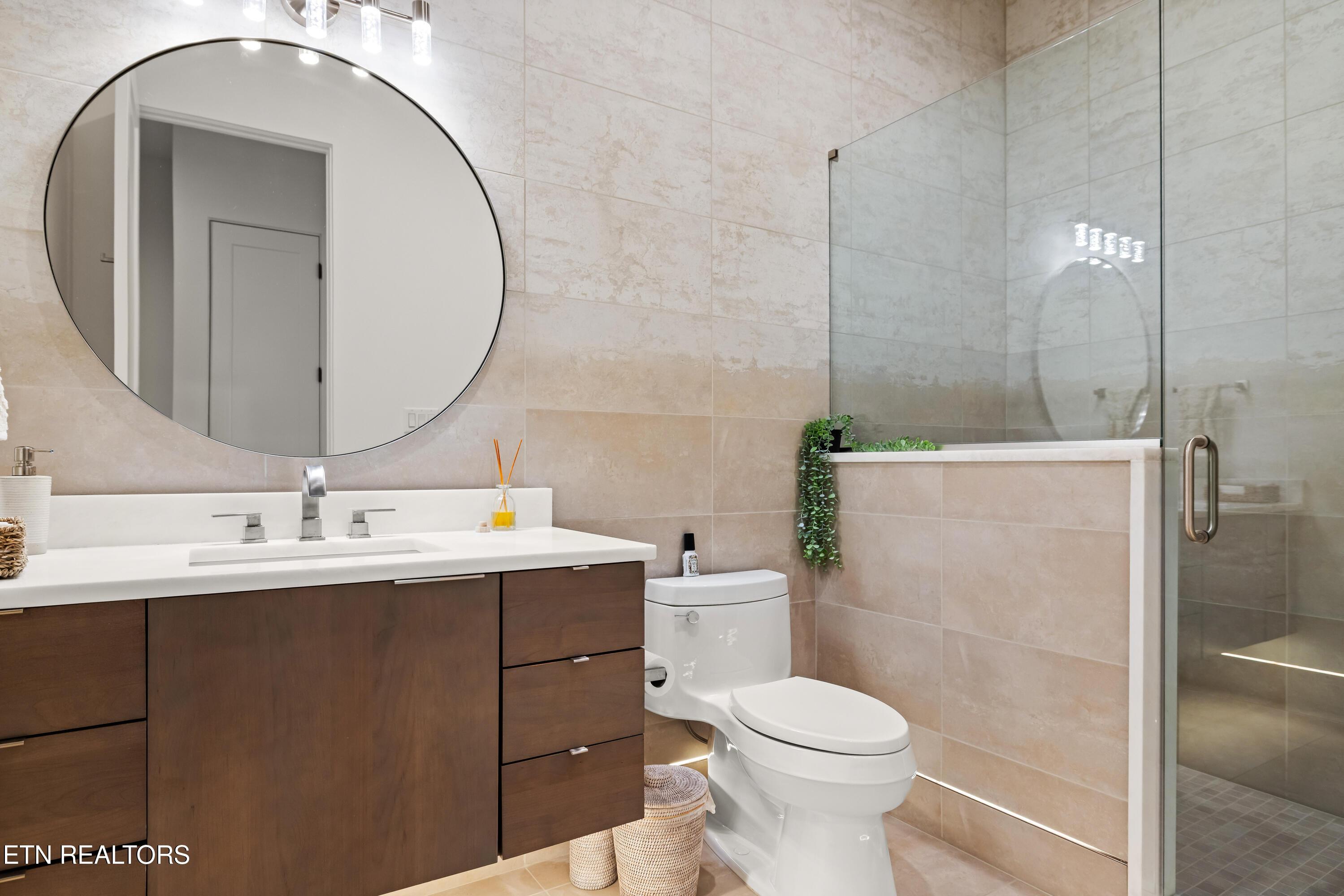 3742 Promontory Point, Louisville, TN - Fort Loudoun and Tellico Lake Real Estate - Image# 34