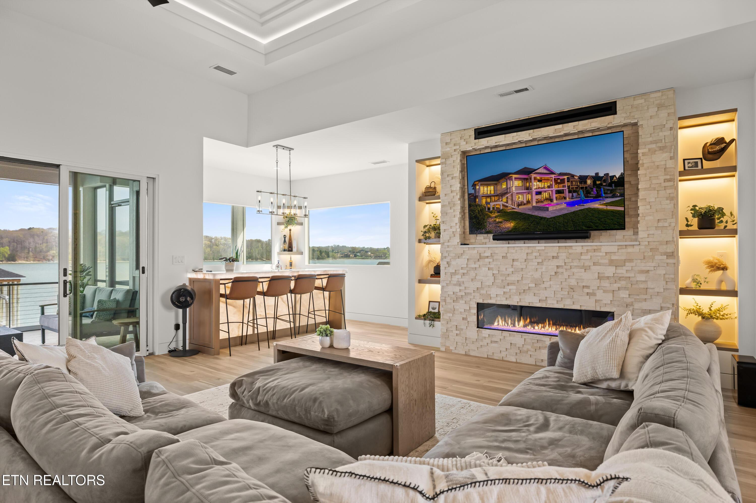 3742 Promontory Point, Louisville, TN - Fort Loudoun and Tellico Lake Real Estate - Image# 22