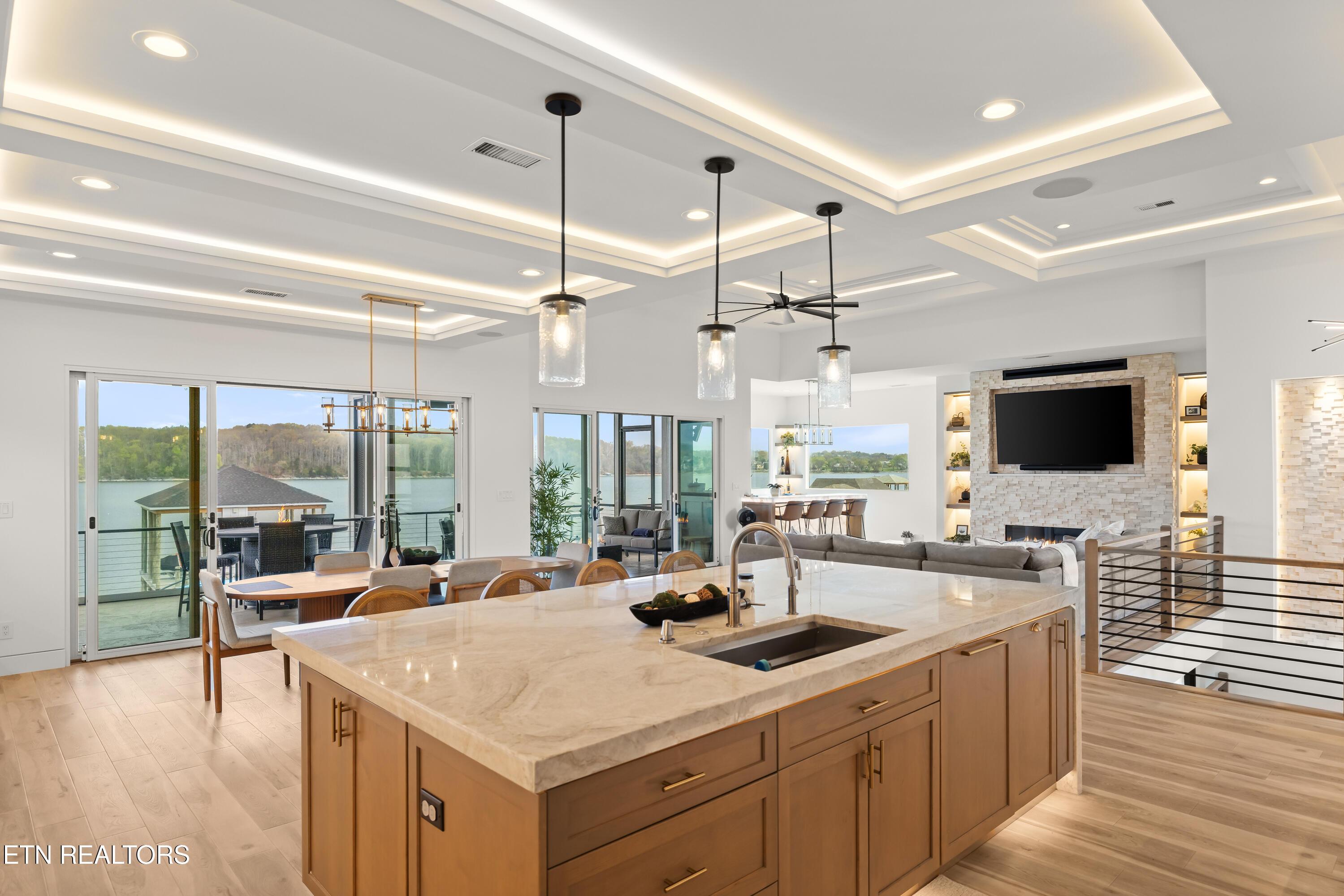 3742 Promontory Point, Louisville, TN - Fort Loudoun and Tellico Lake Real Estate - Image# 18