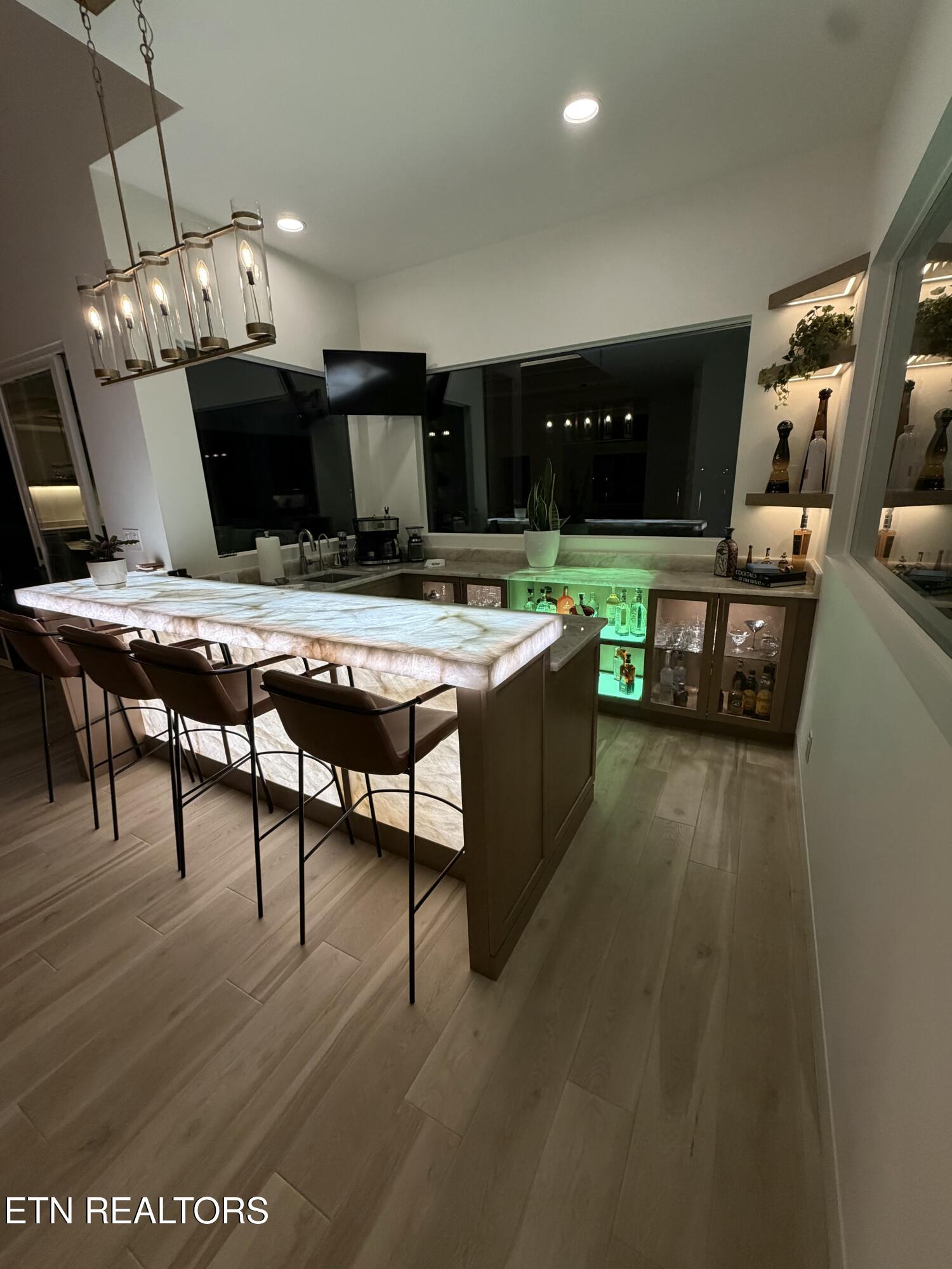 3742 Promontory Point, Louisville, TN - Fort Loudoun and Tellico Lake Real Estate - Image# 24