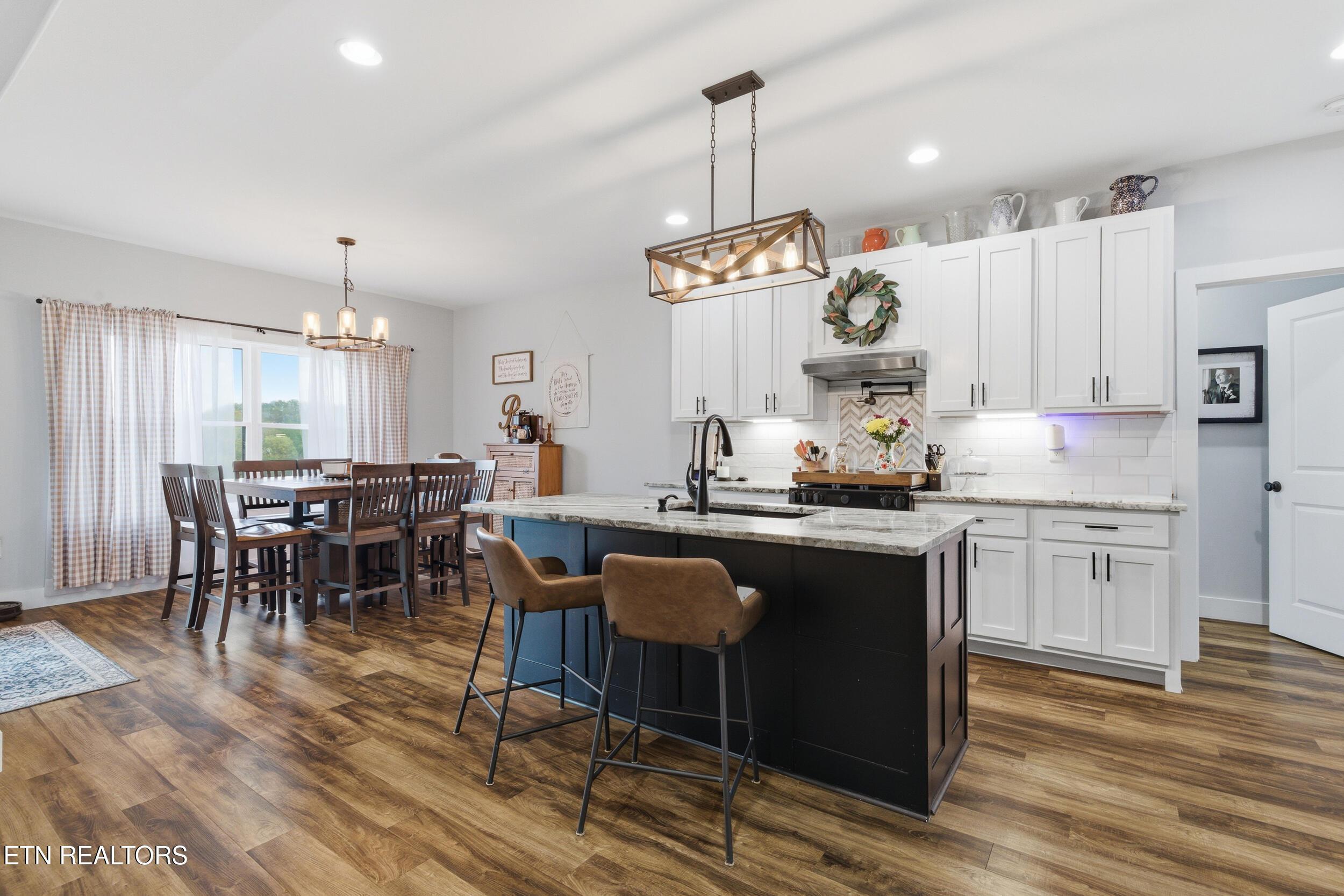 946 Parks Ferry Rd, Friendsville, TN - Fort Loudoun and Tellico Lake Real Estate - Image# 15