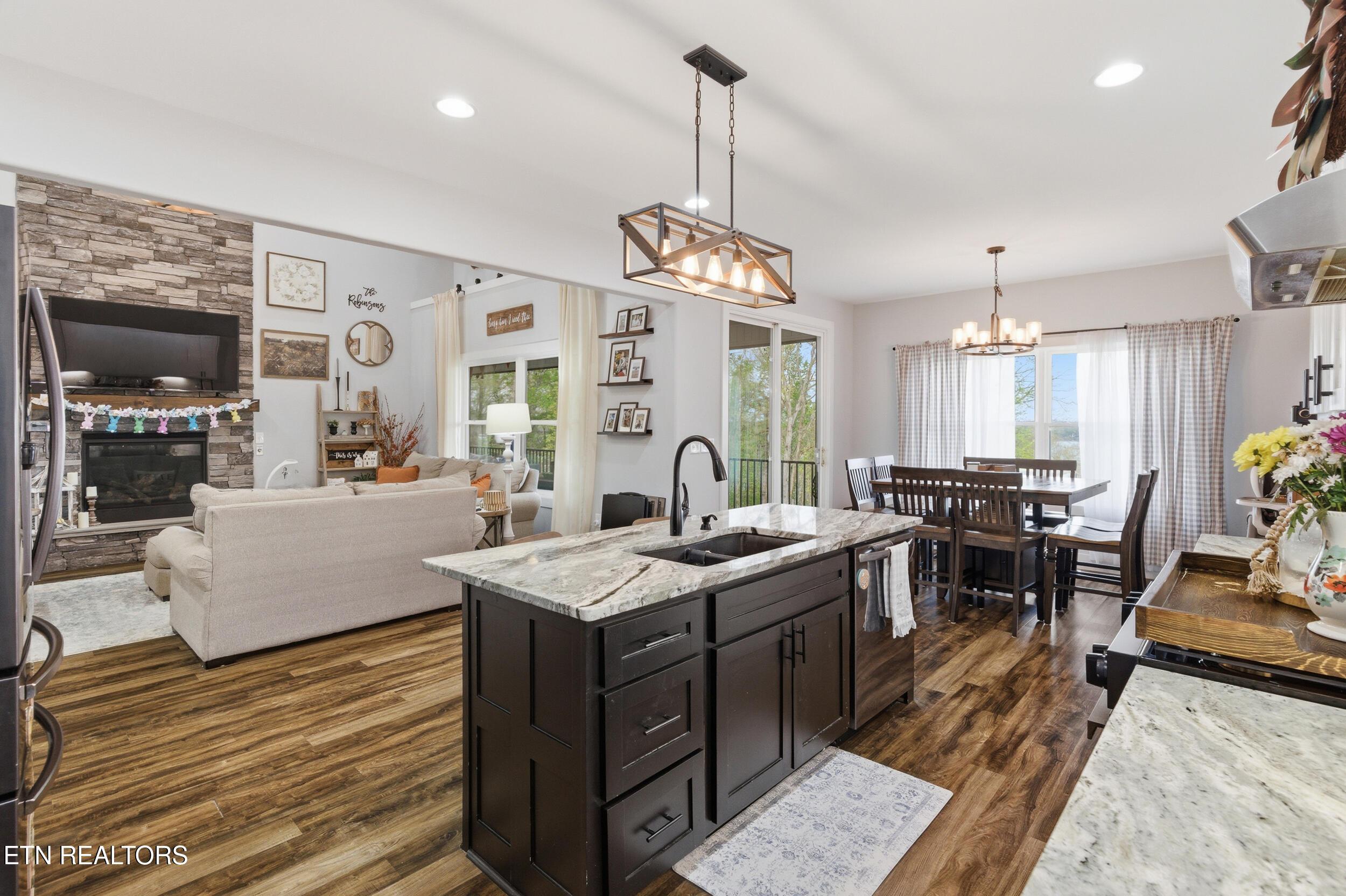 946 Parks Ferry Rd, Friendsville, TN - Fort Loudoun and Tellico Lake Real Estate - Image# 18