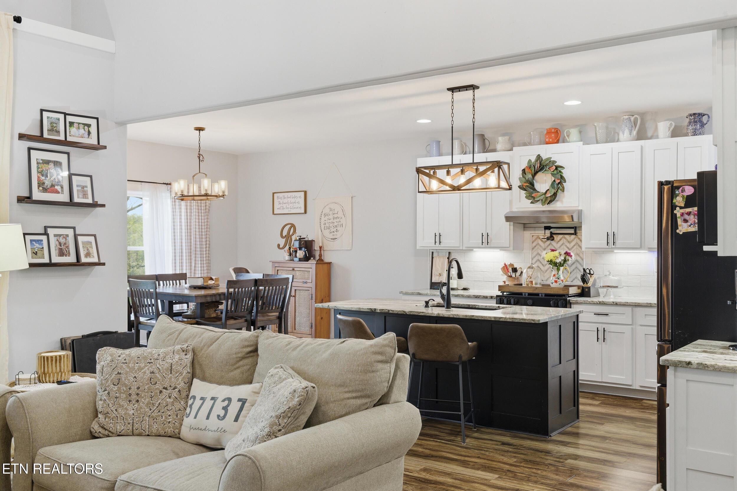 946 Parks Ferry Rd, Friendsville, TN - Fort Loudoun and Tellico Lake Real Estate - Image# 19