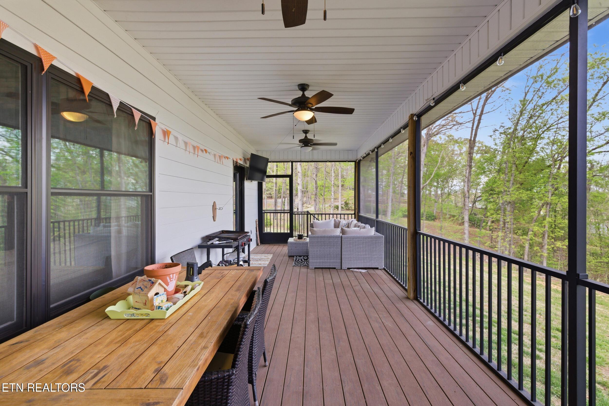 946 Parks Ferry Rd, Friendsville, TN - Fort Loudoun and Tellico Lake Real Estate - Image# 23
