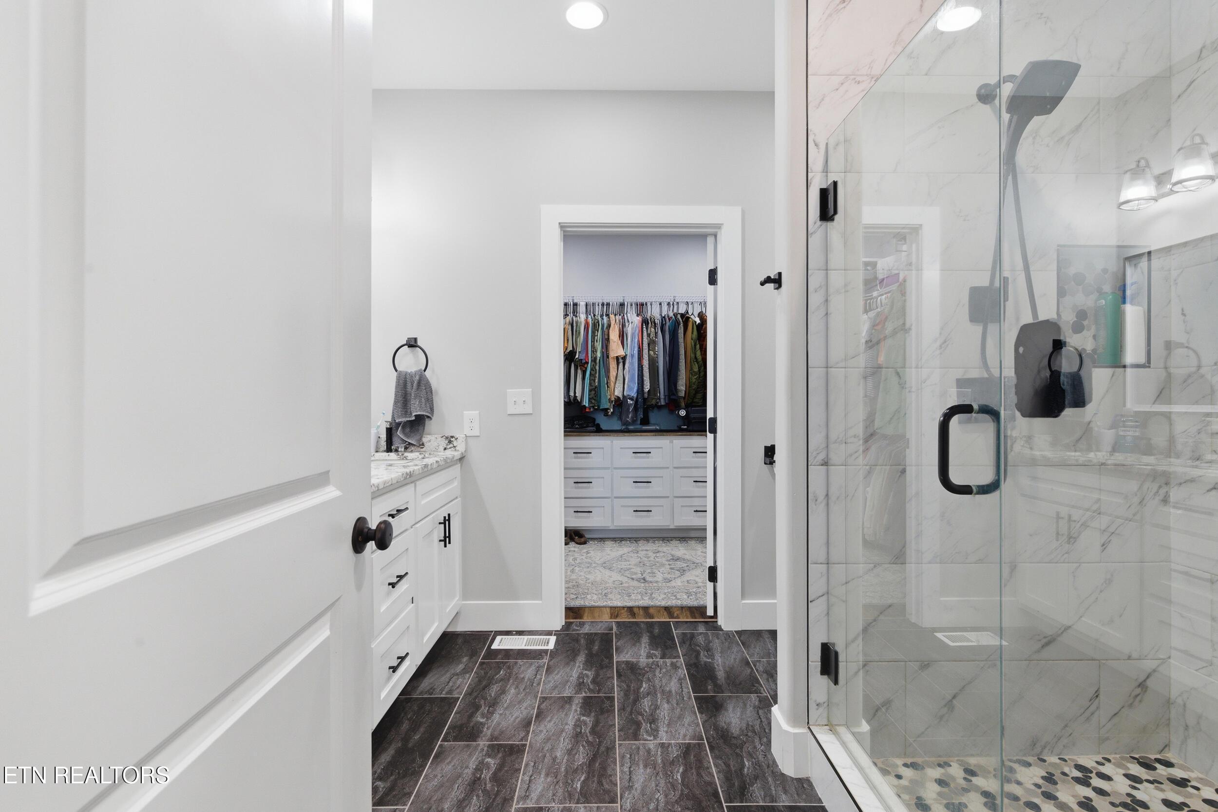 946 Parks Ferry Rd, Friendsville, TN - Fort Loudoun and Tellico Lake Real Estate - Image# 36