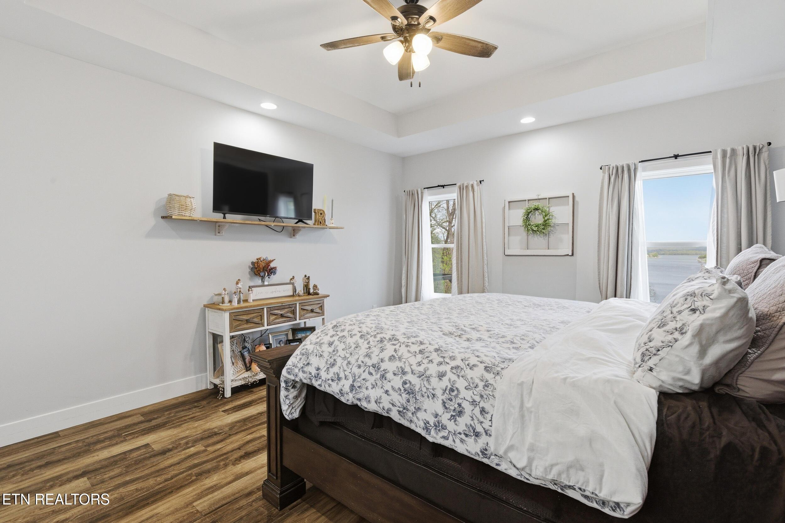 946 Parks Ferry Rd, Friendsville, TN - Fort Loudoun and Tellico Lake Real Estate - Image# 38