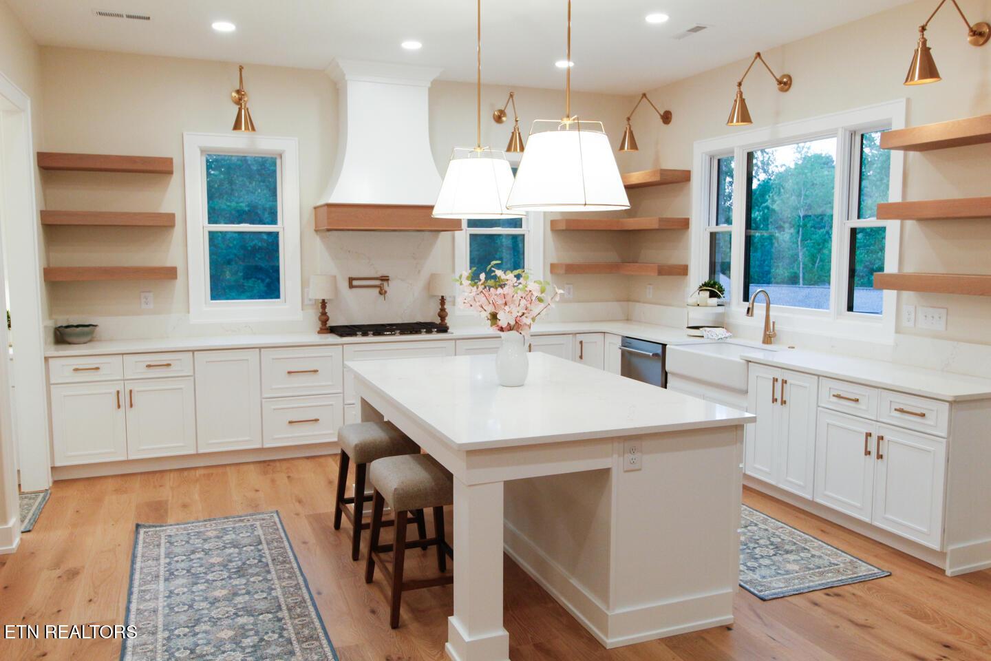 127 Daksi Way, Loudon, TN - Fort Loudoun and Tellico Lake Real Estate - Image# 1