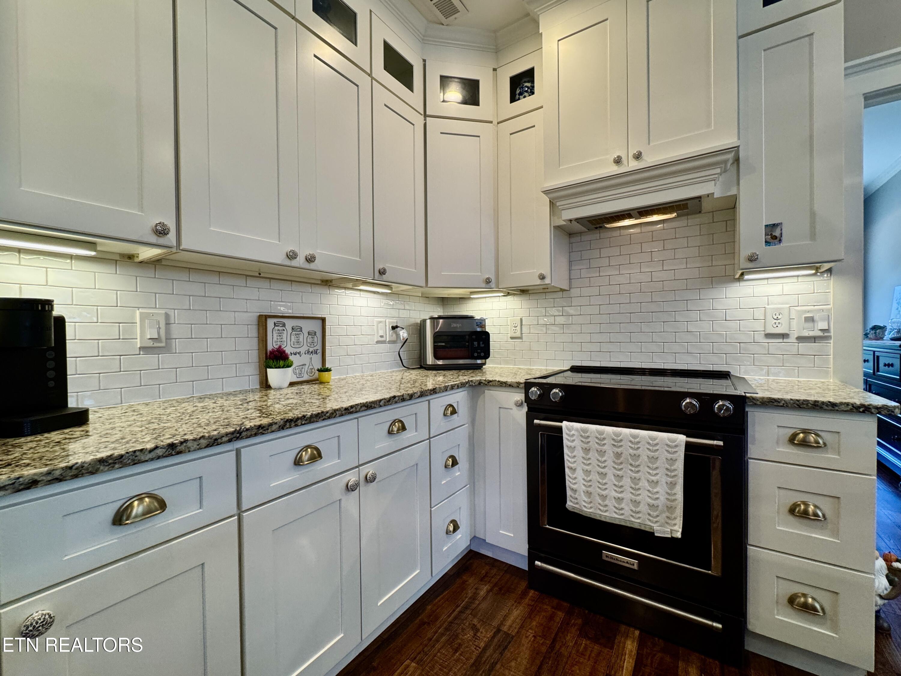 170 Elokwa Way, Loudon, TN - Fort Loudoun and Tellico Lake Real Estate - Image# 23