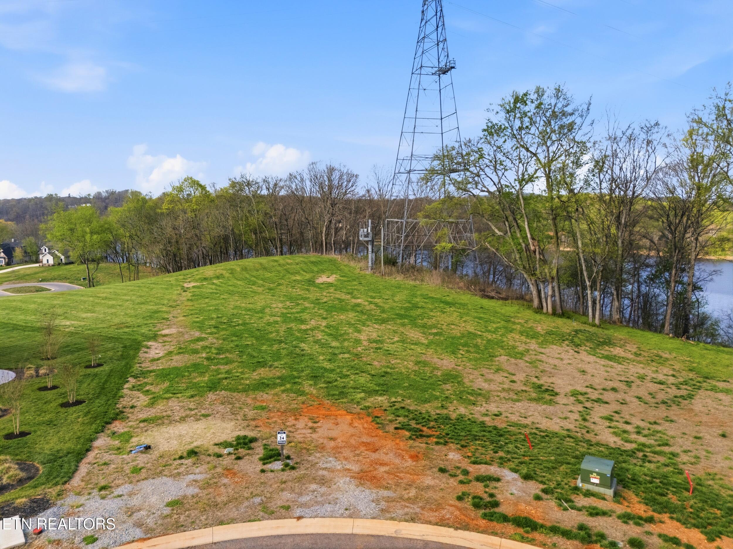 768 Firefly Drive, Loudon, TN - Fort Loudoun and Tellico Lake Real Estate - Image# 3