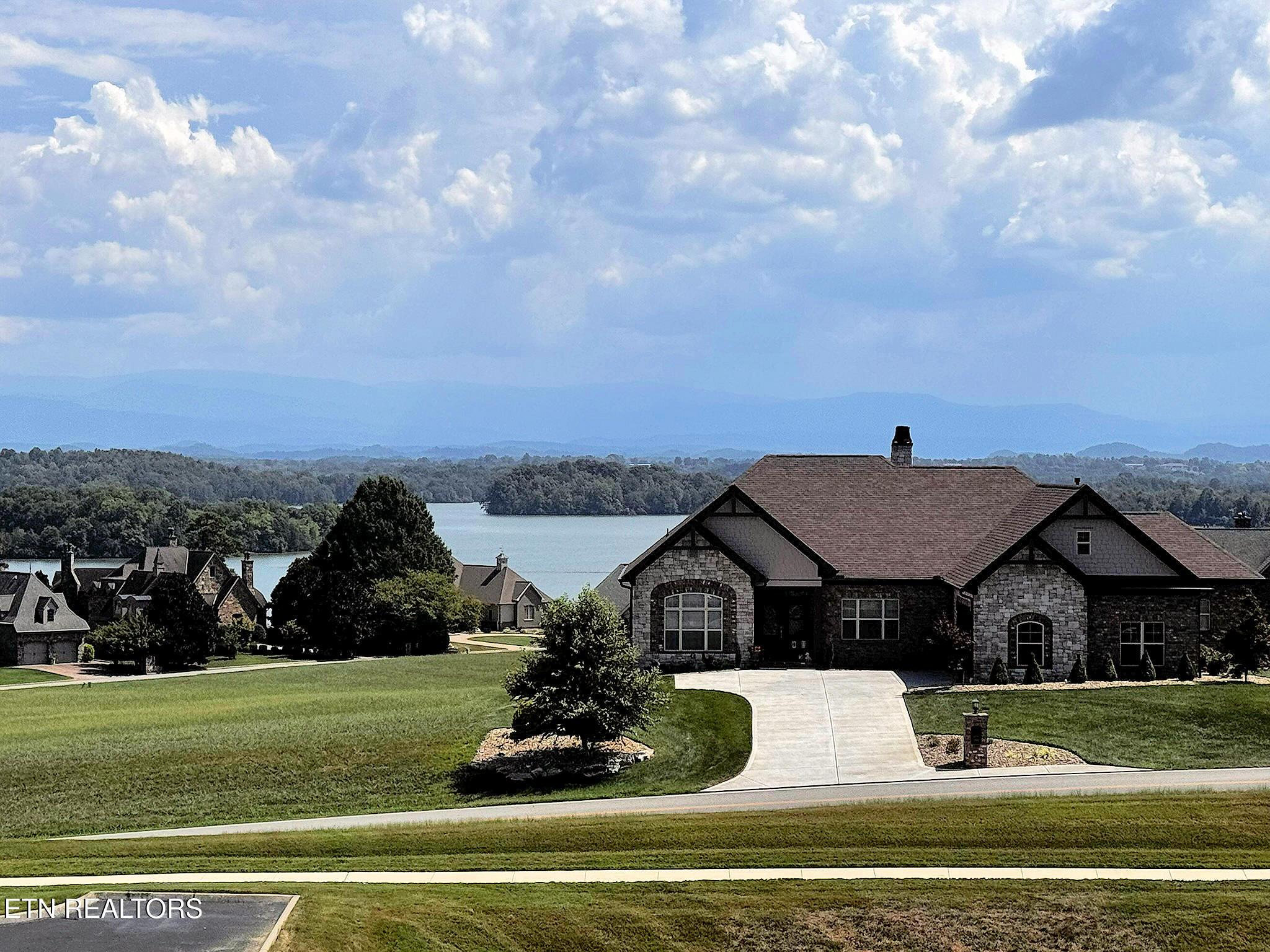 535304 Rarity Bay Pkwy, Vonore, TN - Fort Loudoun and Tellico Lake Real Estate - Image# 21