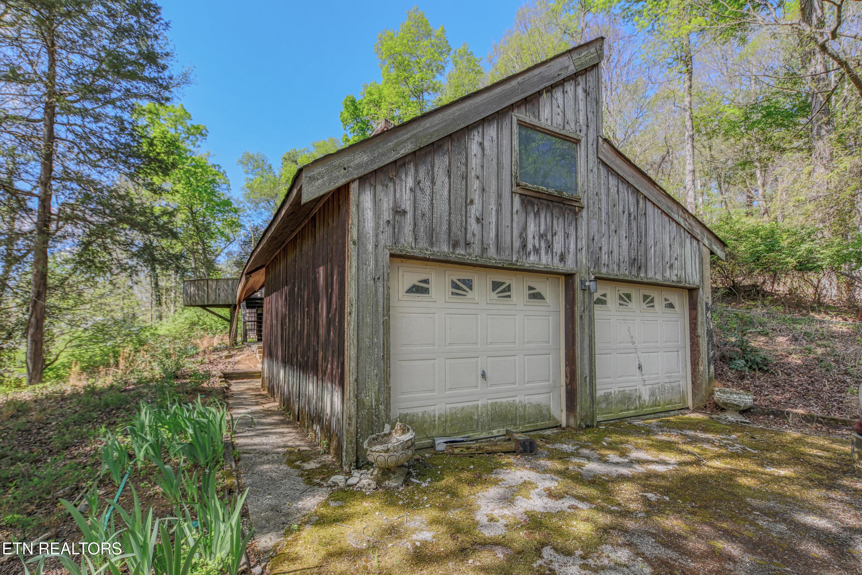 8833 Cove Point Lane, Knoxville, TN - Fort Loudoun and Tellico Lake Real Estate - Image# 6