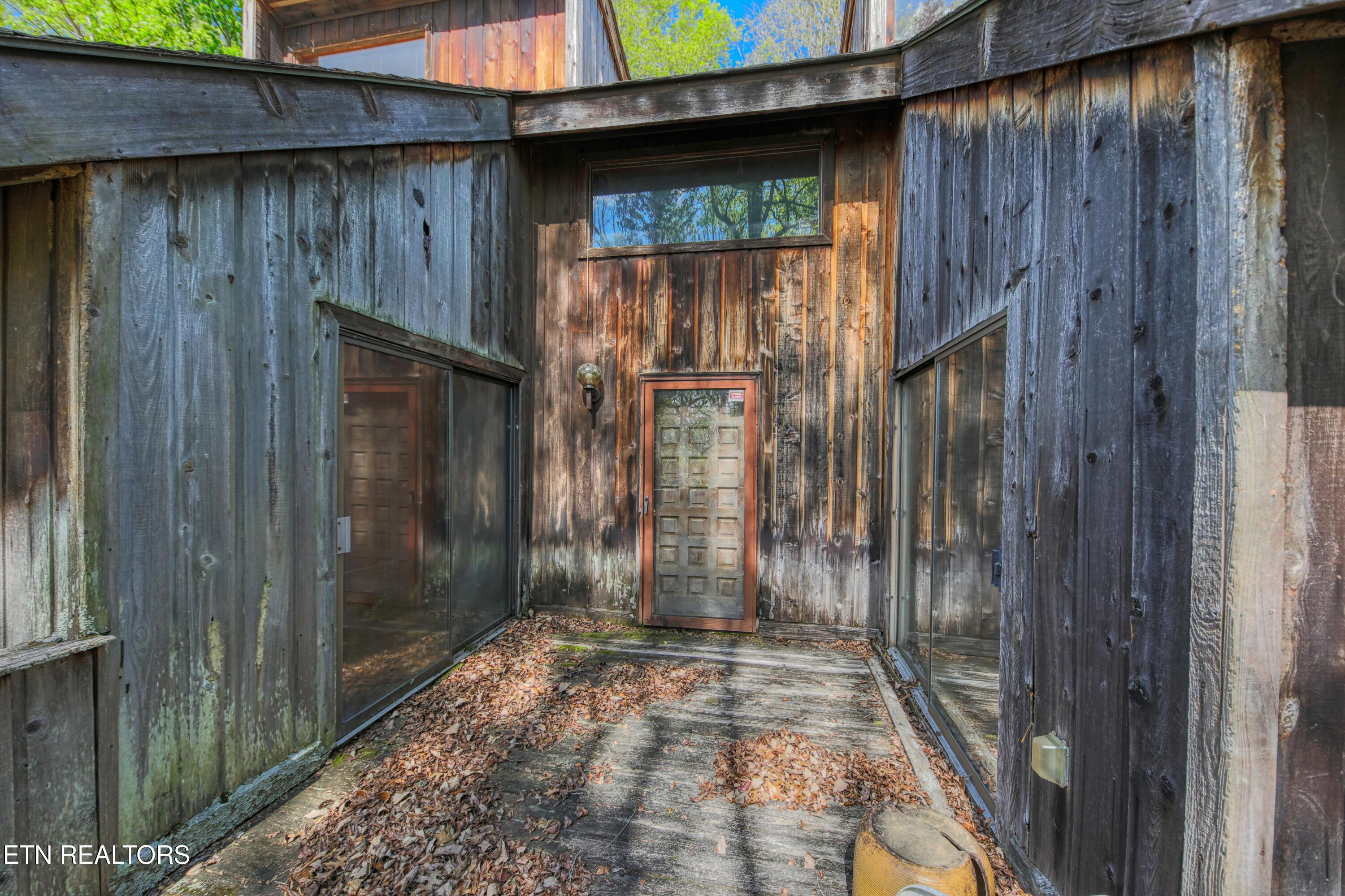 8833 Cove Point Lane, Knoxville, TN - Fort Loudoun and Tellico Lake Real Estate - Image# 14