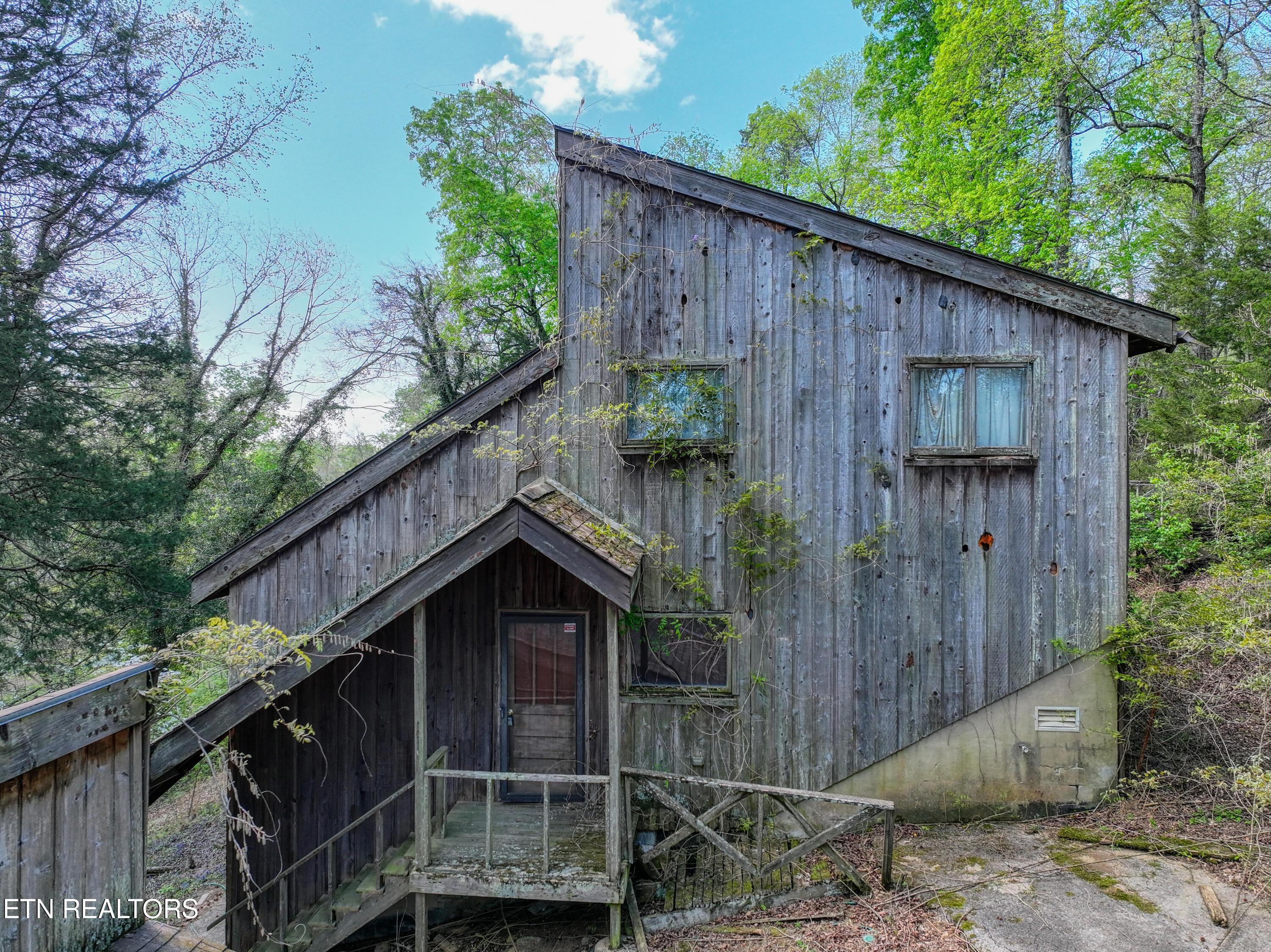 8833 Cove Point Lane, Knoxville, TN - Fort Loudoun and Tellico Lake Real Estate - Image# 17