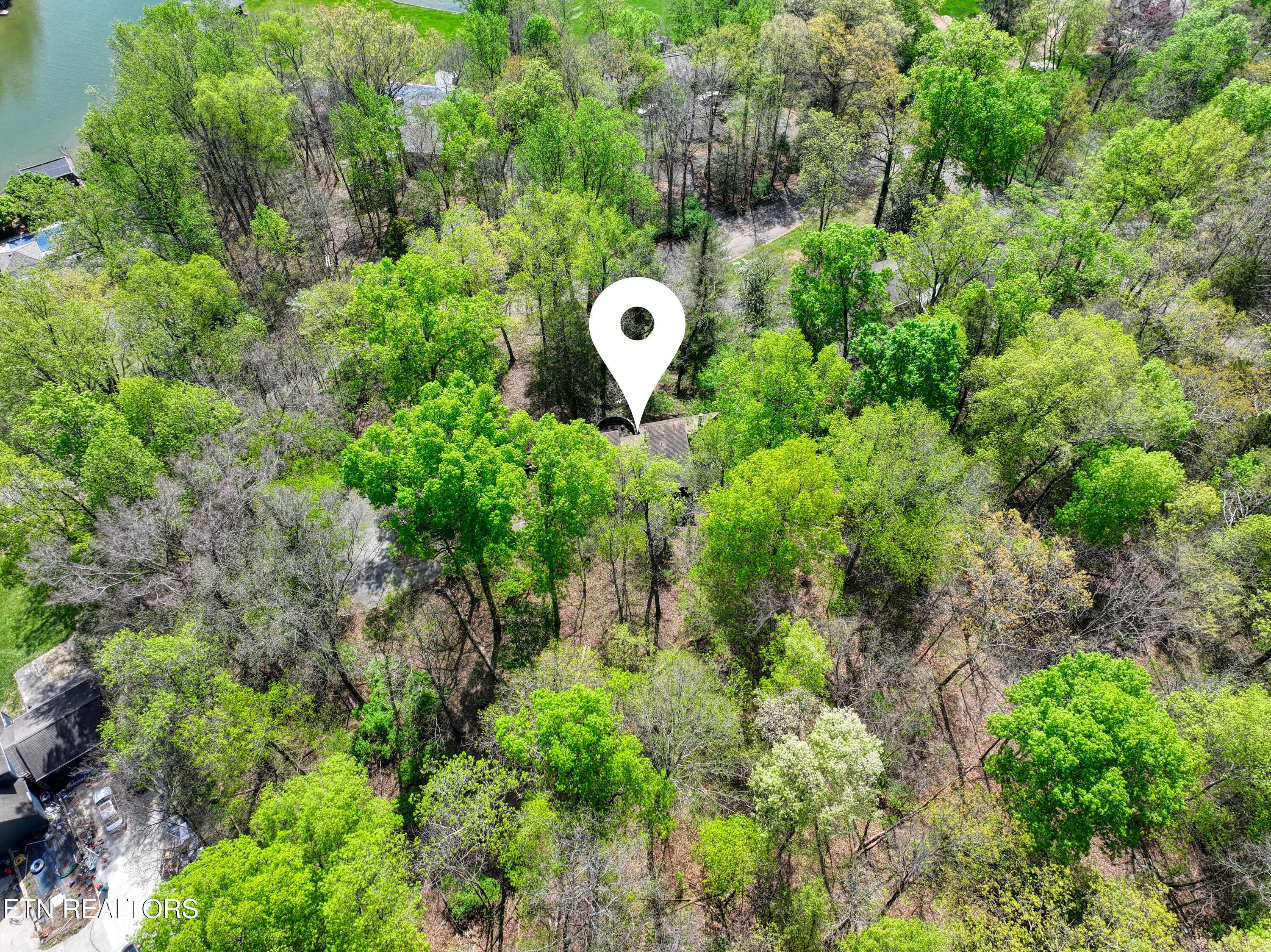 8833 Cove Point Lane, Knoxville, TN - Fort Loudoun and Tellico Lake Real Estate - Image# 26