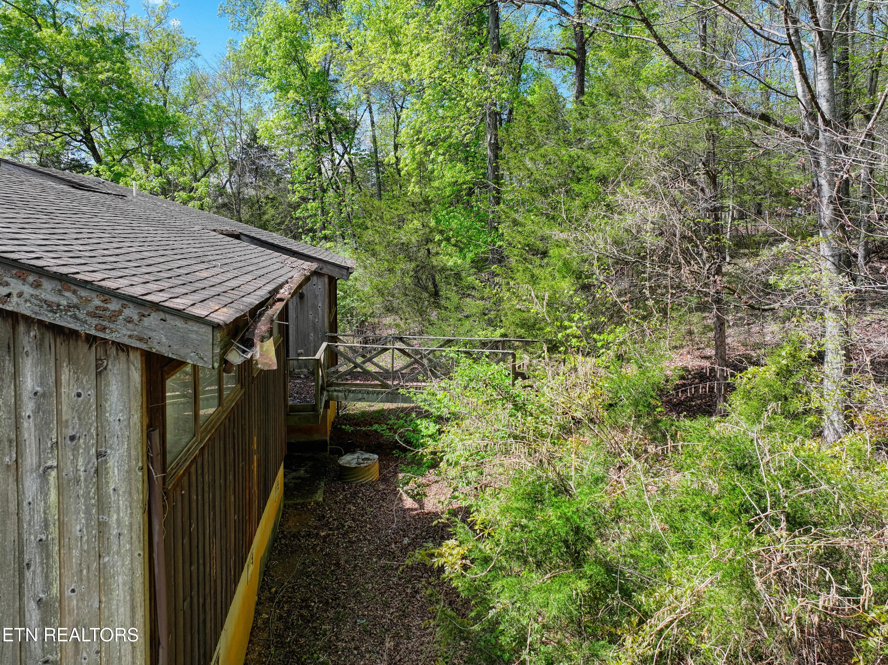 8833 Cove Point Lane, Knoxville, TN - Fort Loudoun and Tellico Lake Real Estate - Image# 18