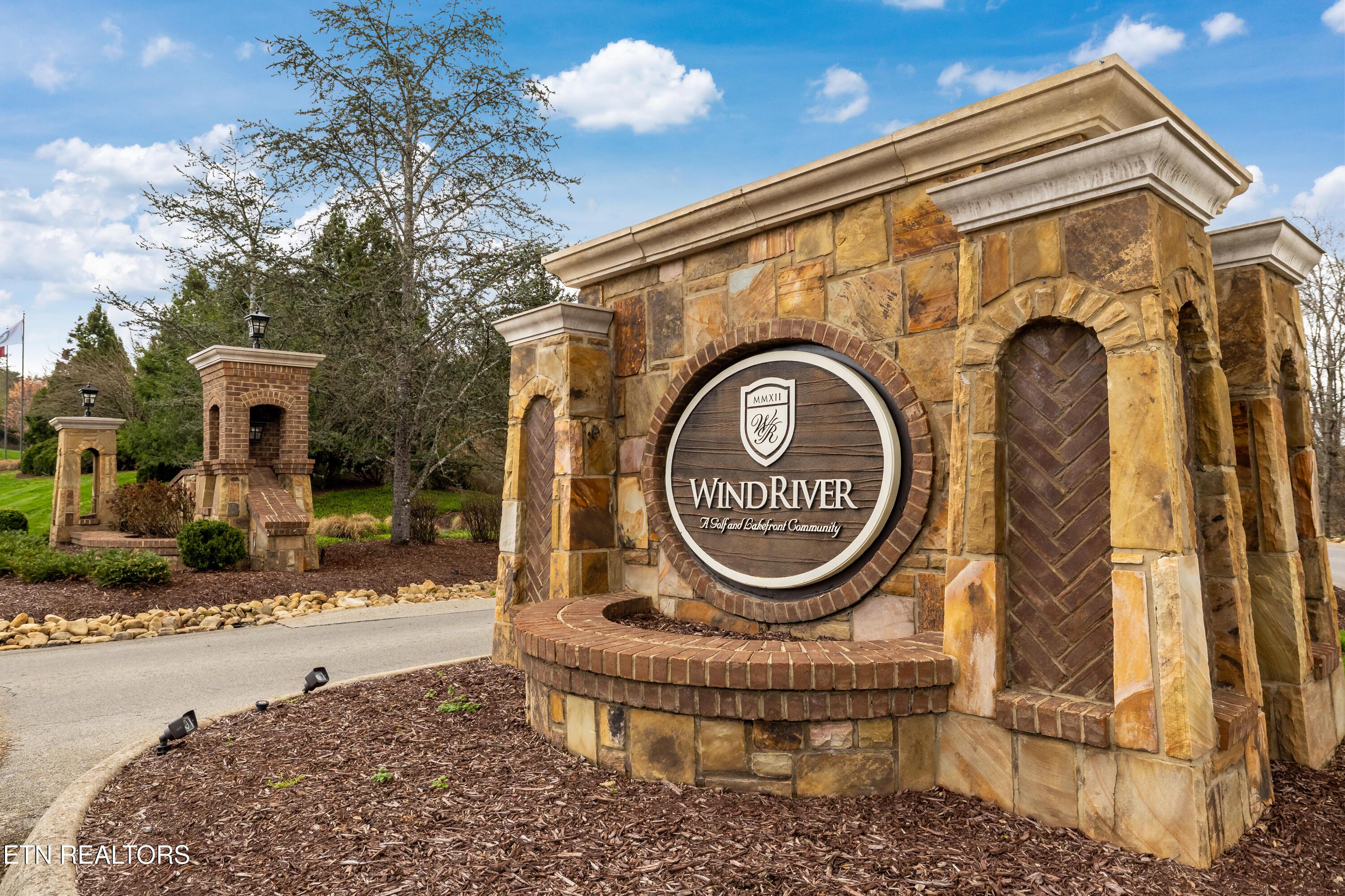 865 Navigator Drive, Lenoir City, TN - Fort Loudoun and Tellico Lake Real Estate - Image# 3