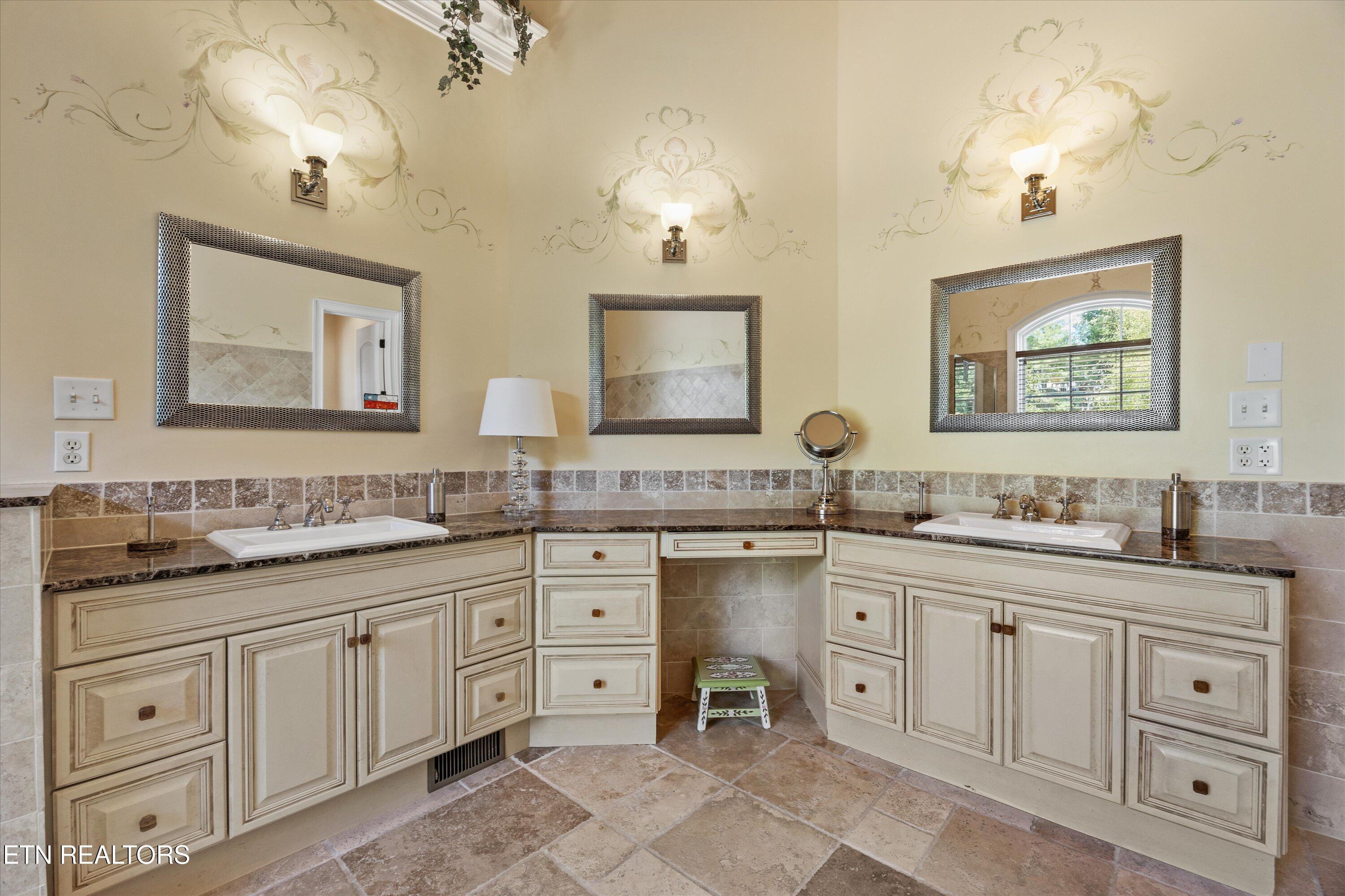 10235 Thimble Fields Drive, Knoxville, TN - Fort Loudoun and Tellico Lake Real Estate - Image# 16