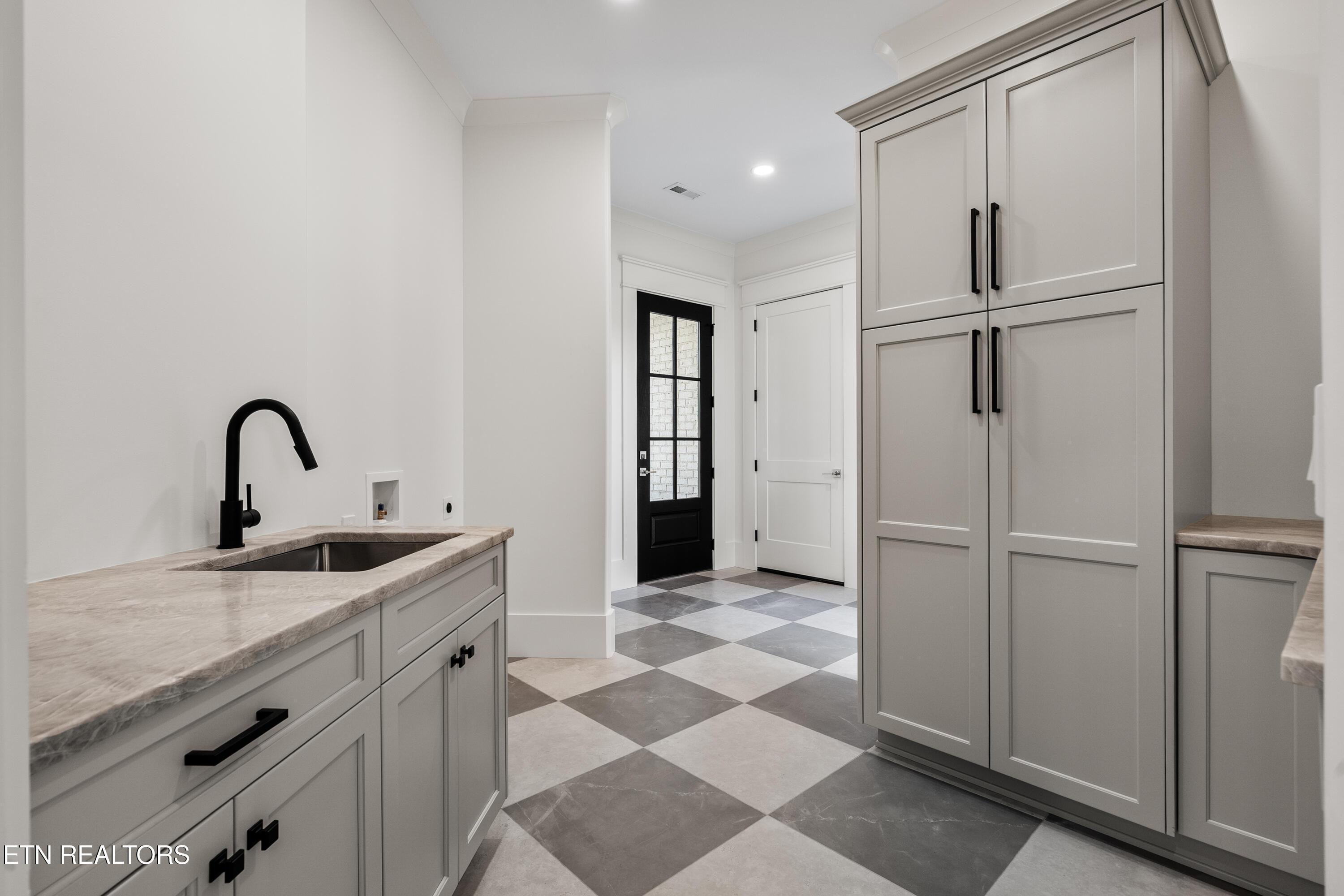 155 Amblecrest Drive, Vonore, TN - Fort Loudoun and Tellico Lake Real Estate - Image# 41