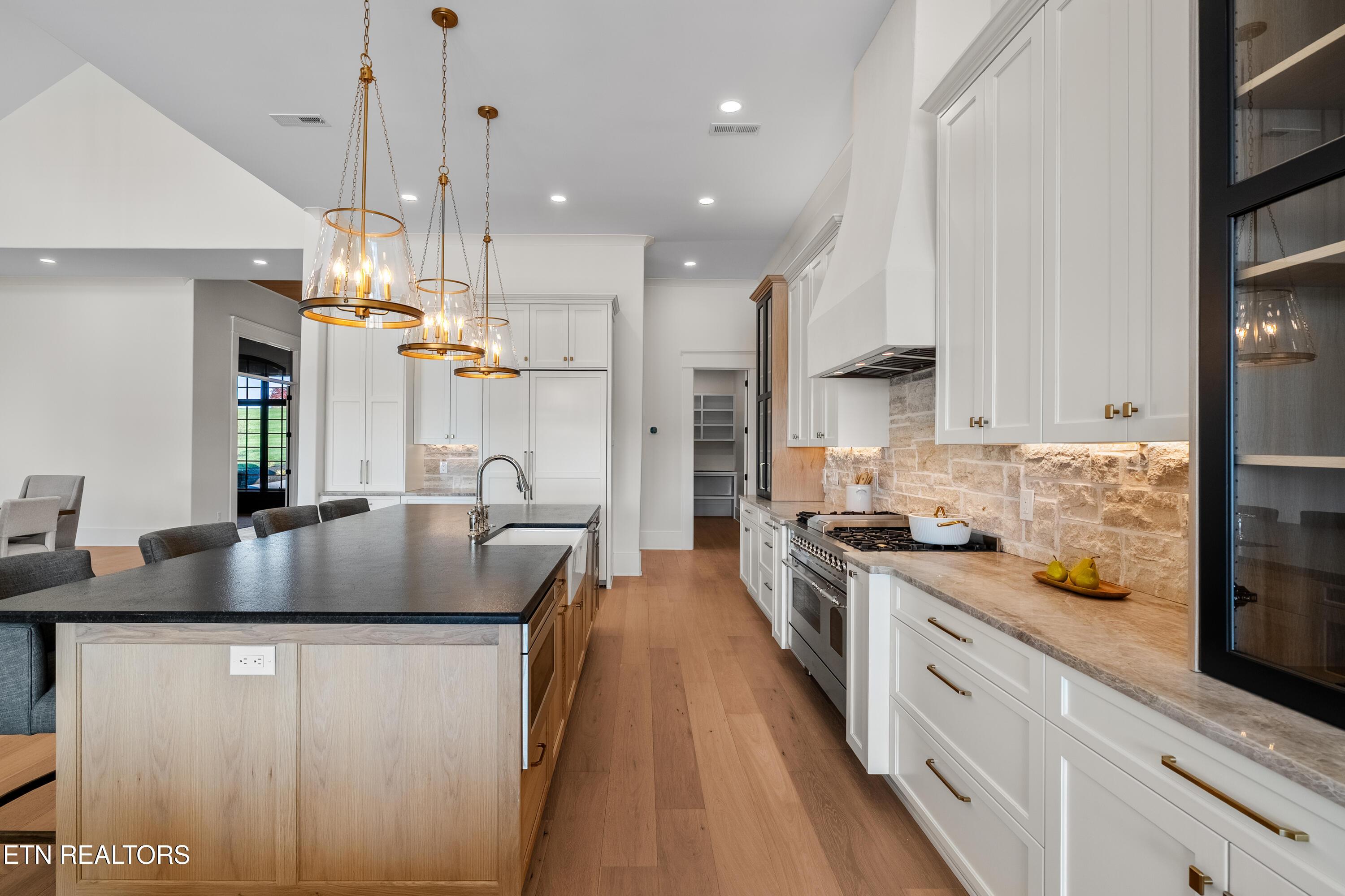 155 Amblecrest Drive, Vonore, TN - Fort Loudoun and Tellico Lake Real Estate - Image# 22