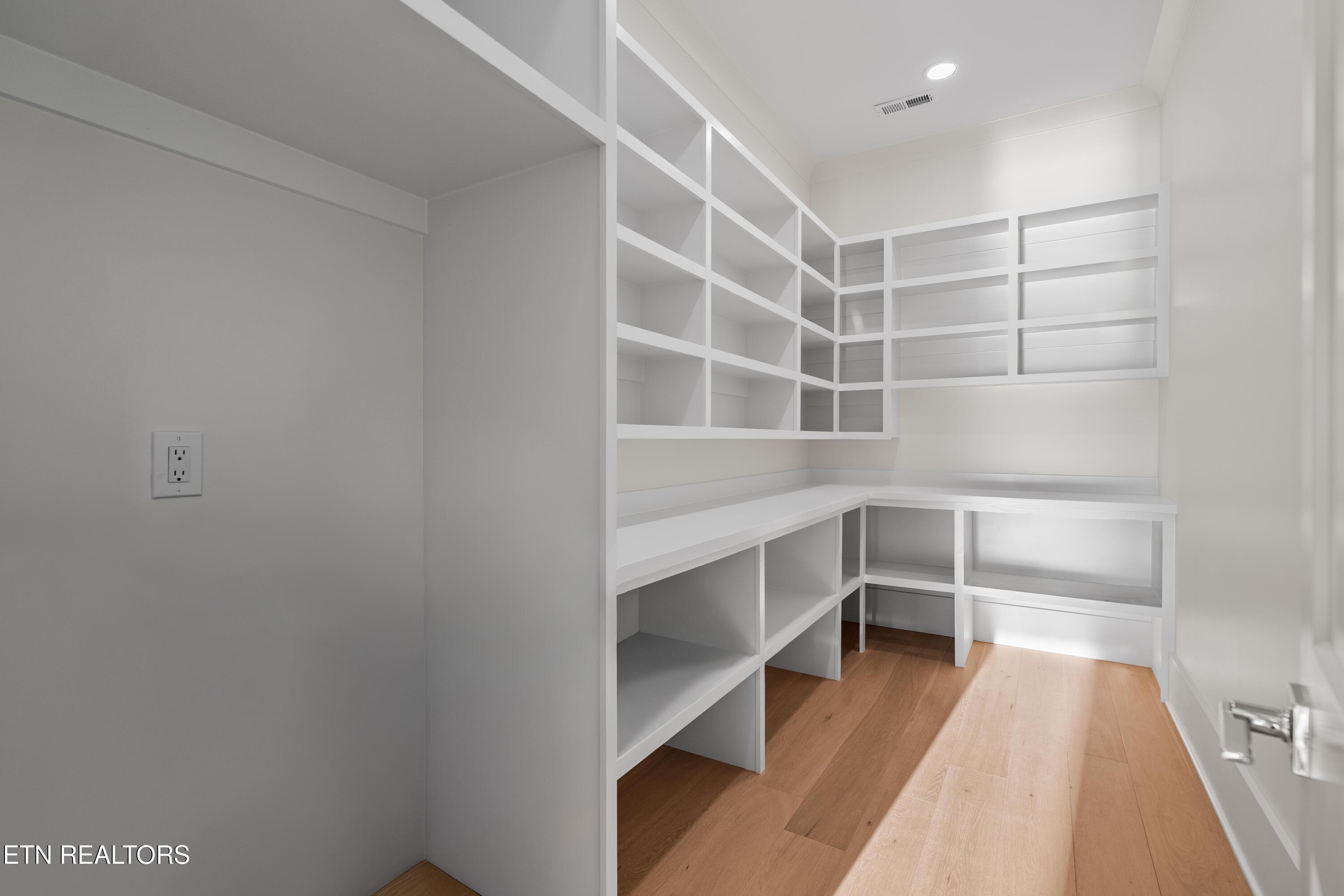 155 Amblecrest Drive, Vonore, TN - Fort Loudoun and Tellico Lake Real Estate - Image# 42