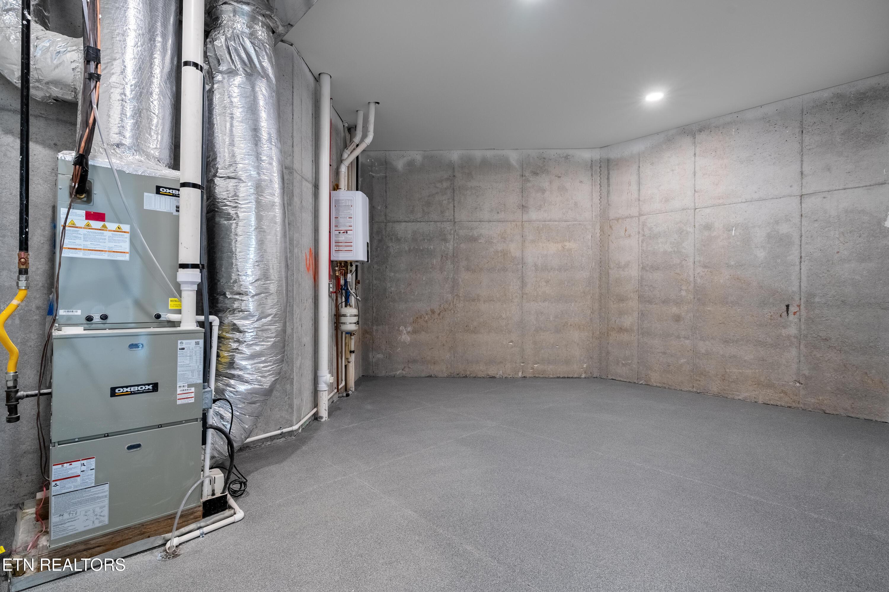 155 Amblecrest Drive, Vonore, TN - Fort Loudoun and Tellico Lake Real Estate - Image# 60