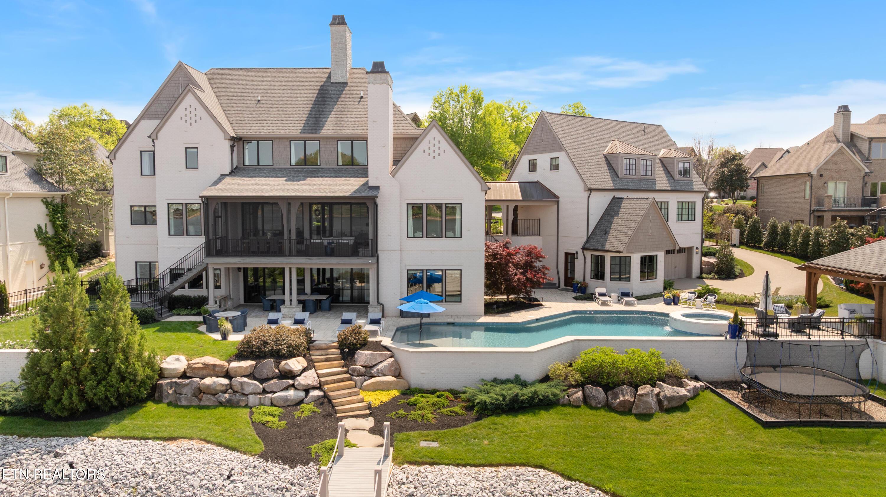 12027 Rivanna Lane, Knoxville, TN - Fort Loudoun and Tellico Lake Real Estate - Image# 2