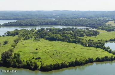 308 McReynolds Rd, Friendsville, TN - Fort Loudoun and Tellico Lake Real Estate - Image# 5