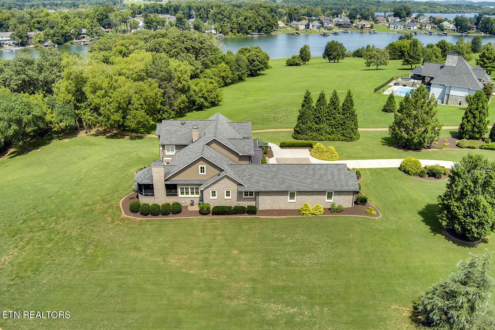 220 Thunder Rd, Vonore, TN - Fort Loudoun and Tellico Lake Real Estate - Image# 49