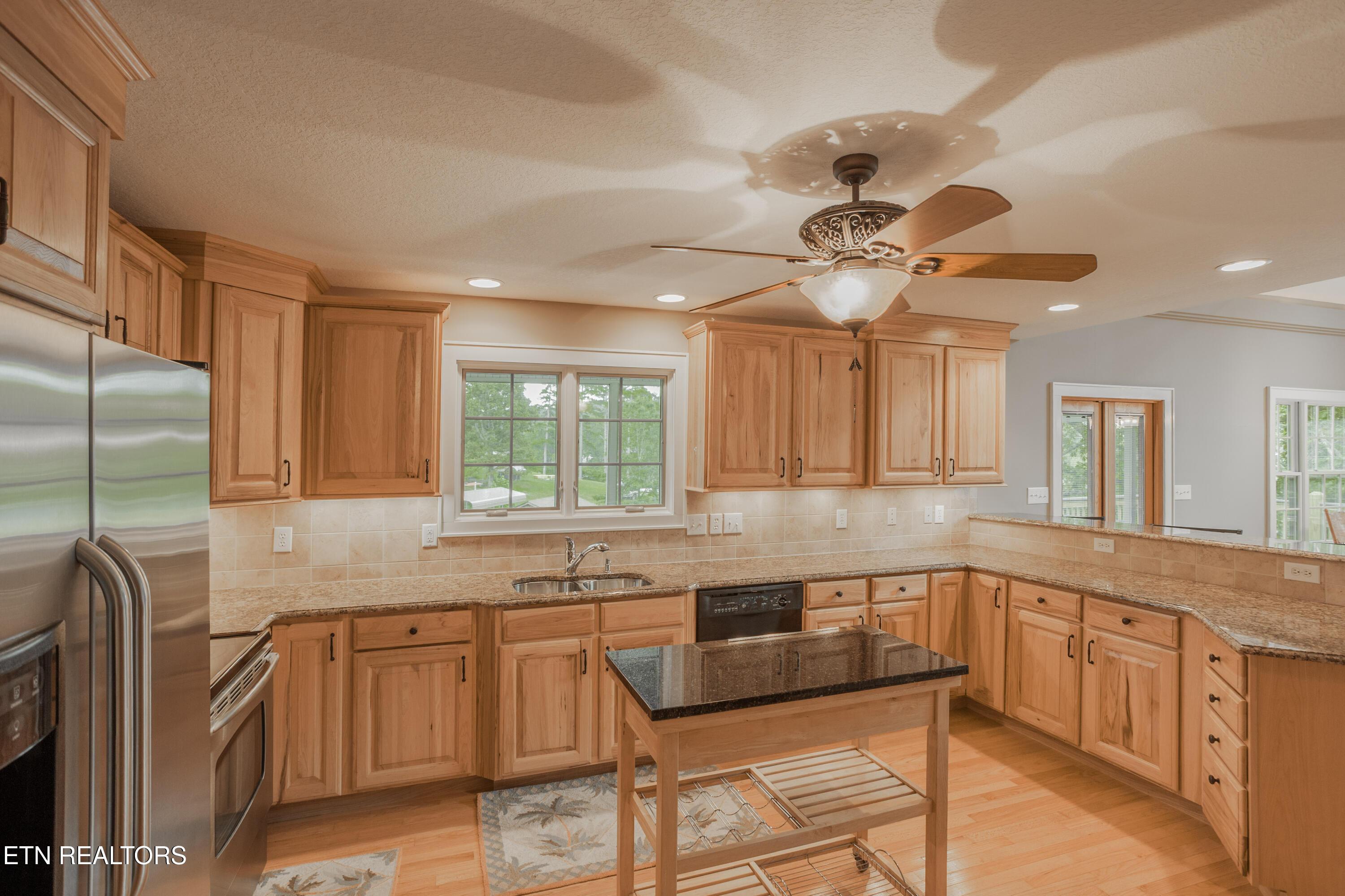 4193 Parris Drive, Lenoir City, TN - Fort Loudoun and Tellico Lake Real Estate - Image# 16